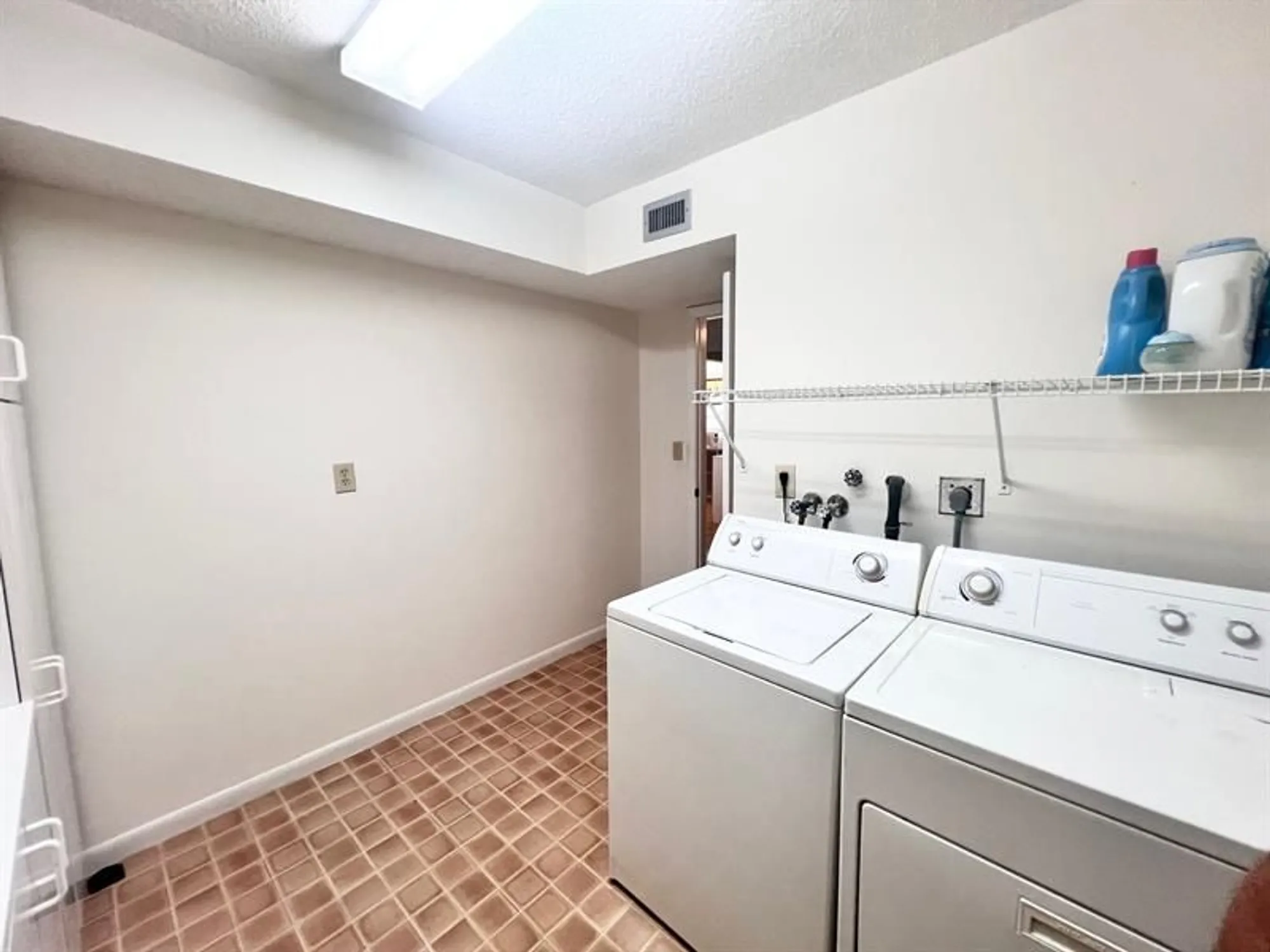 Property Slideshow image 16 of 19 | 4930 e sabal palm blvd 409, Tamarac, FL, 33319