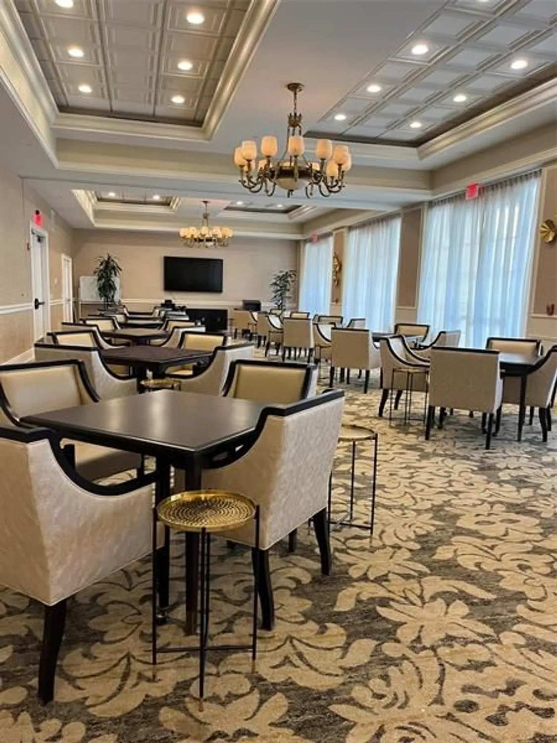 Property Slideshow image 26 of 32 | 16102 emerald estates dr 207, Weston, FL, 33331