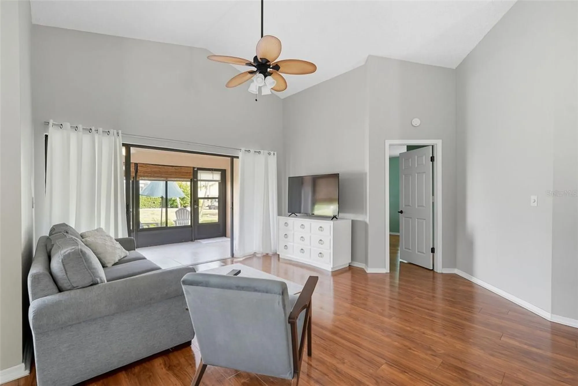 Property Slideshow image 11 of 32 | 1603 e del webb blvd, Sun City Center, FL, 33573