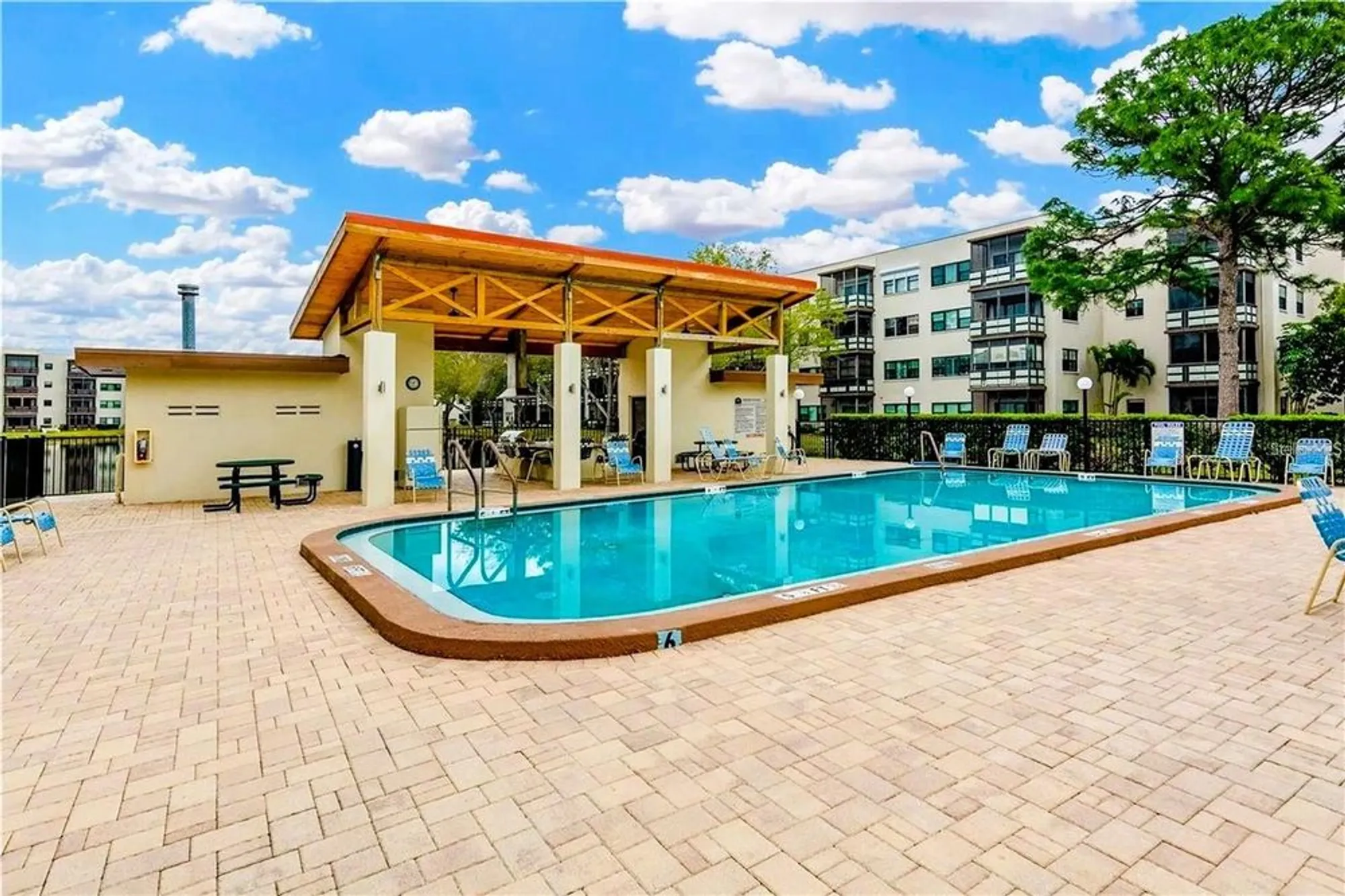 Property Slideshow image 59 of 72 | 5660 80th st n unit a303, St Petersburg, FL, 33709