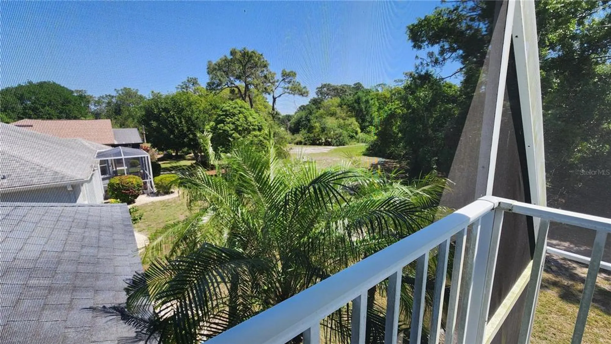 Property Slideshow image 38 of 60 | 2113 e del webb blvd, Sun City Center, FL, 33573