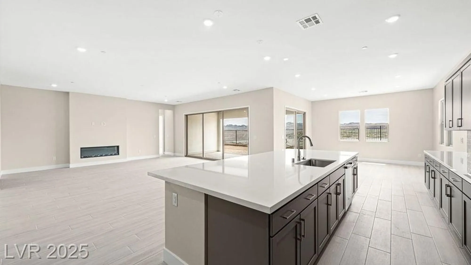 Property Slideshow image 14 of 48 | 237 paraggi bay dr, Henderson, NV, 89011