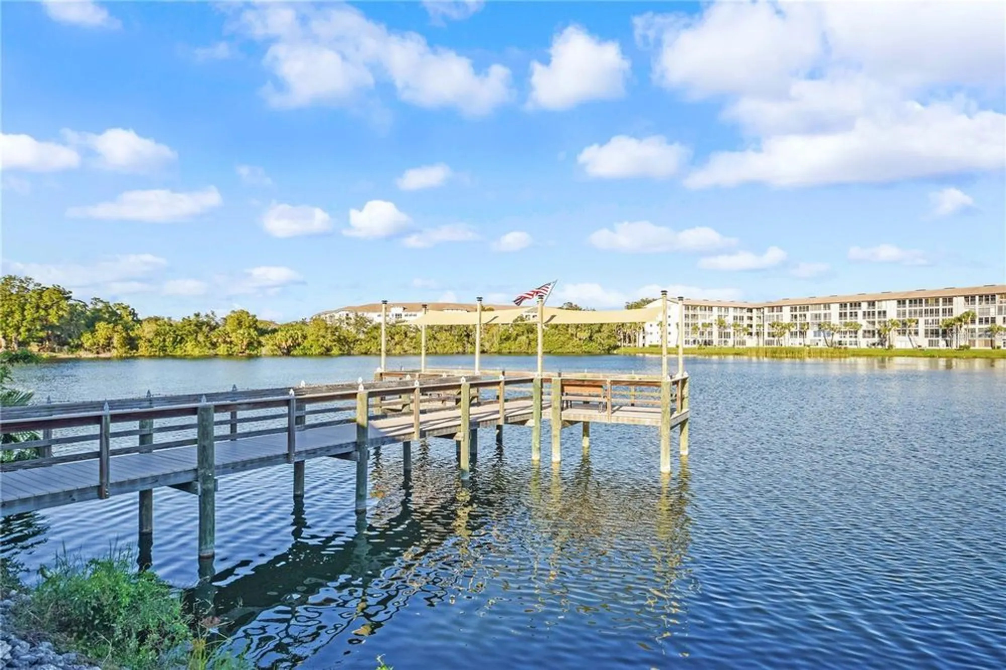 Property Slideshow image 35 of 43 | 3617 lake bayshore dr j-401, Bradenton, FL, 34205