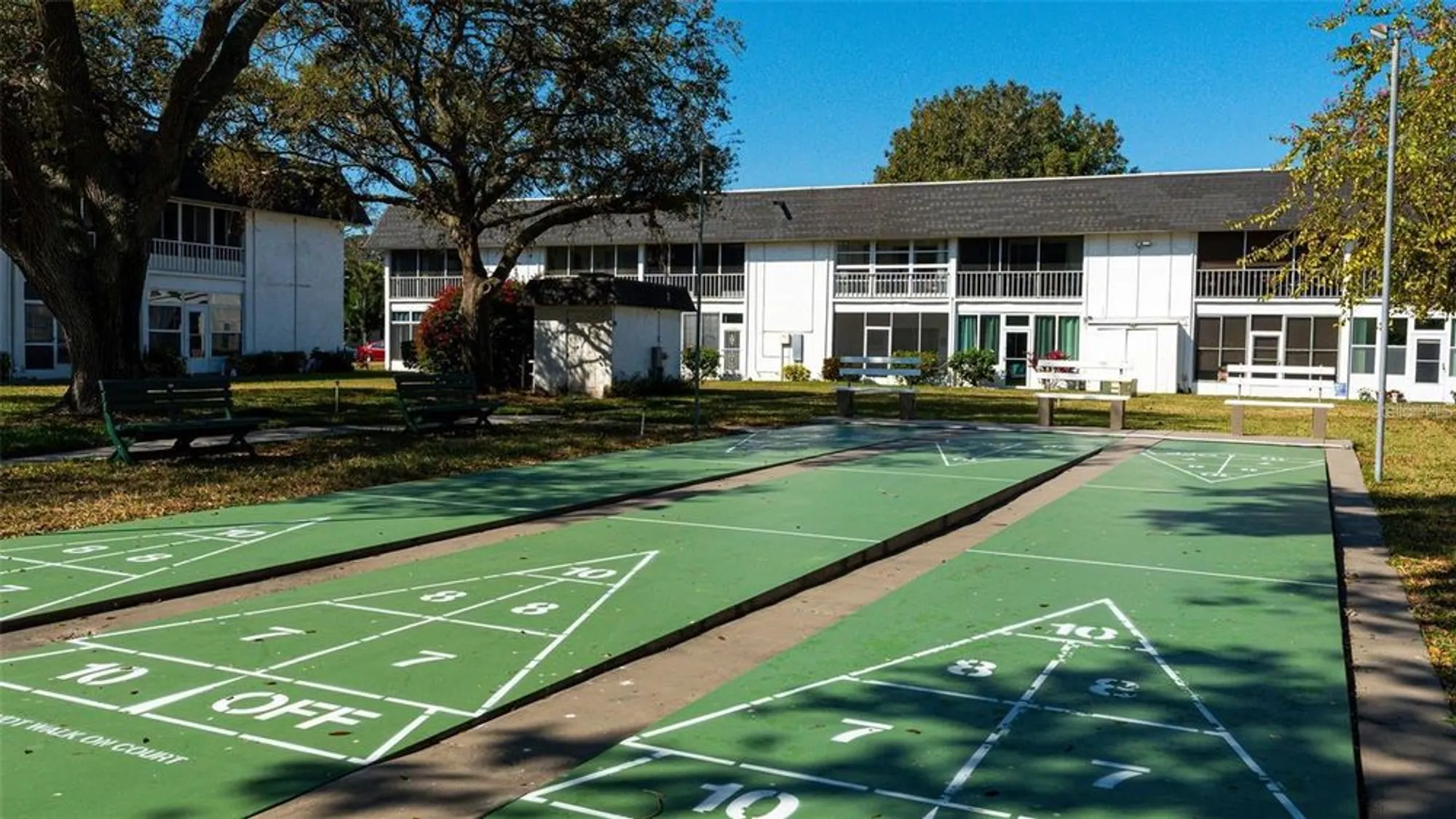 Property Slideshow image 14 of 22 | 202 47th avenue dr 333, Bradenton, FL, 34207