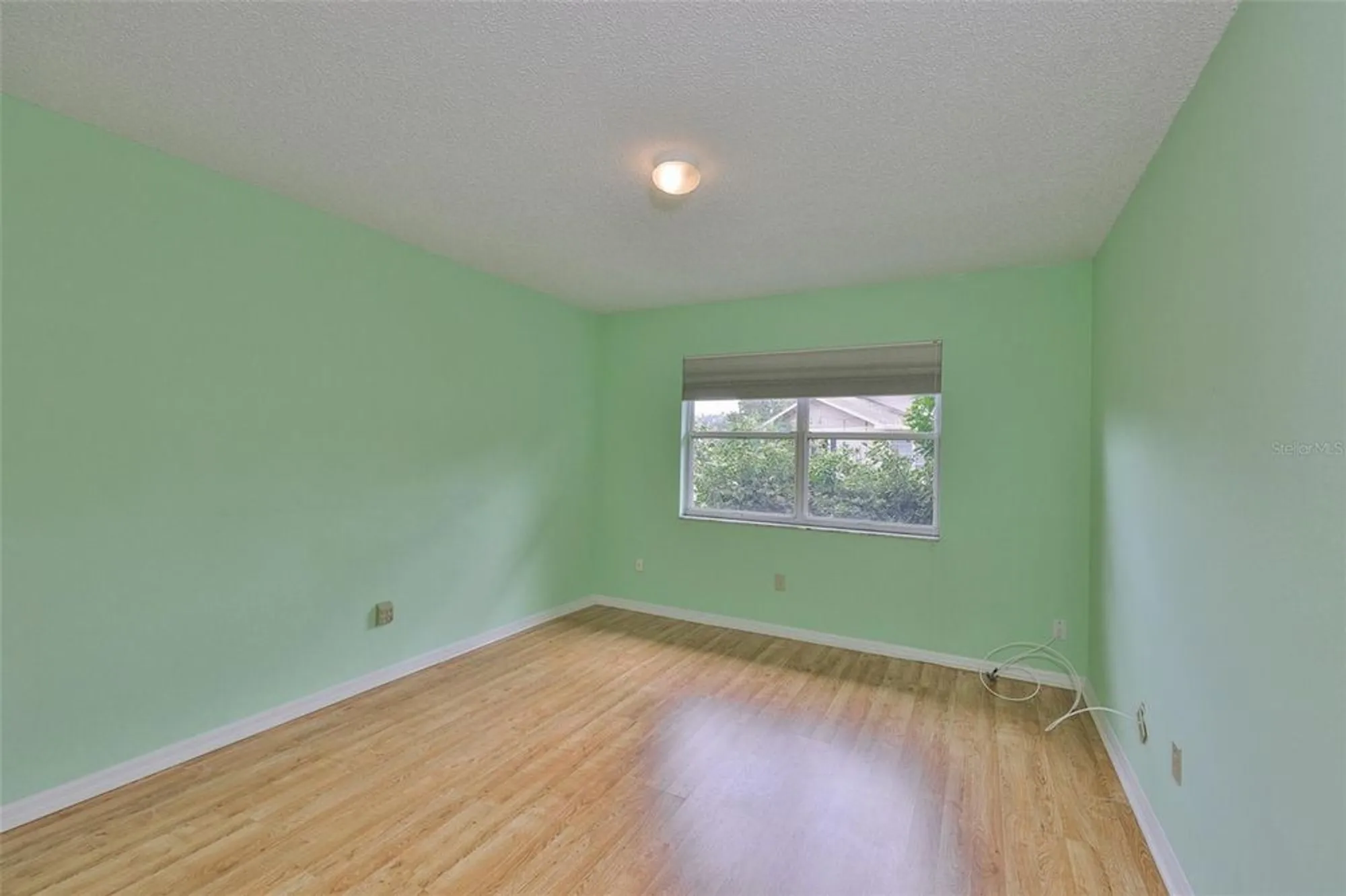 Property Slideshow image 17 of 49 | 1908 canterbury ln 20, Sun City Center, FL, 33573