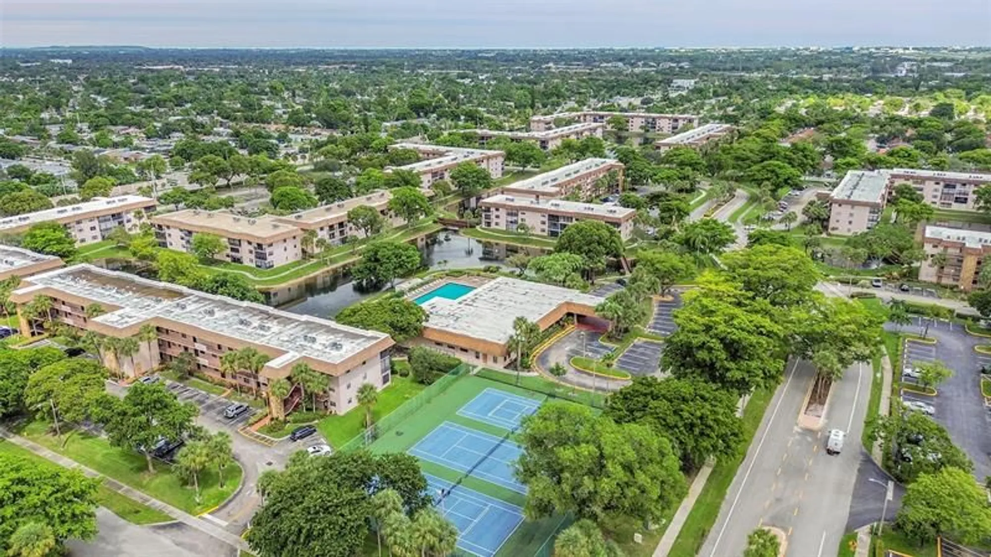 Property Slideshow image 51 of 64 | 4940 e sabal palm blvd apt 202, Tamarac, FL, 33319