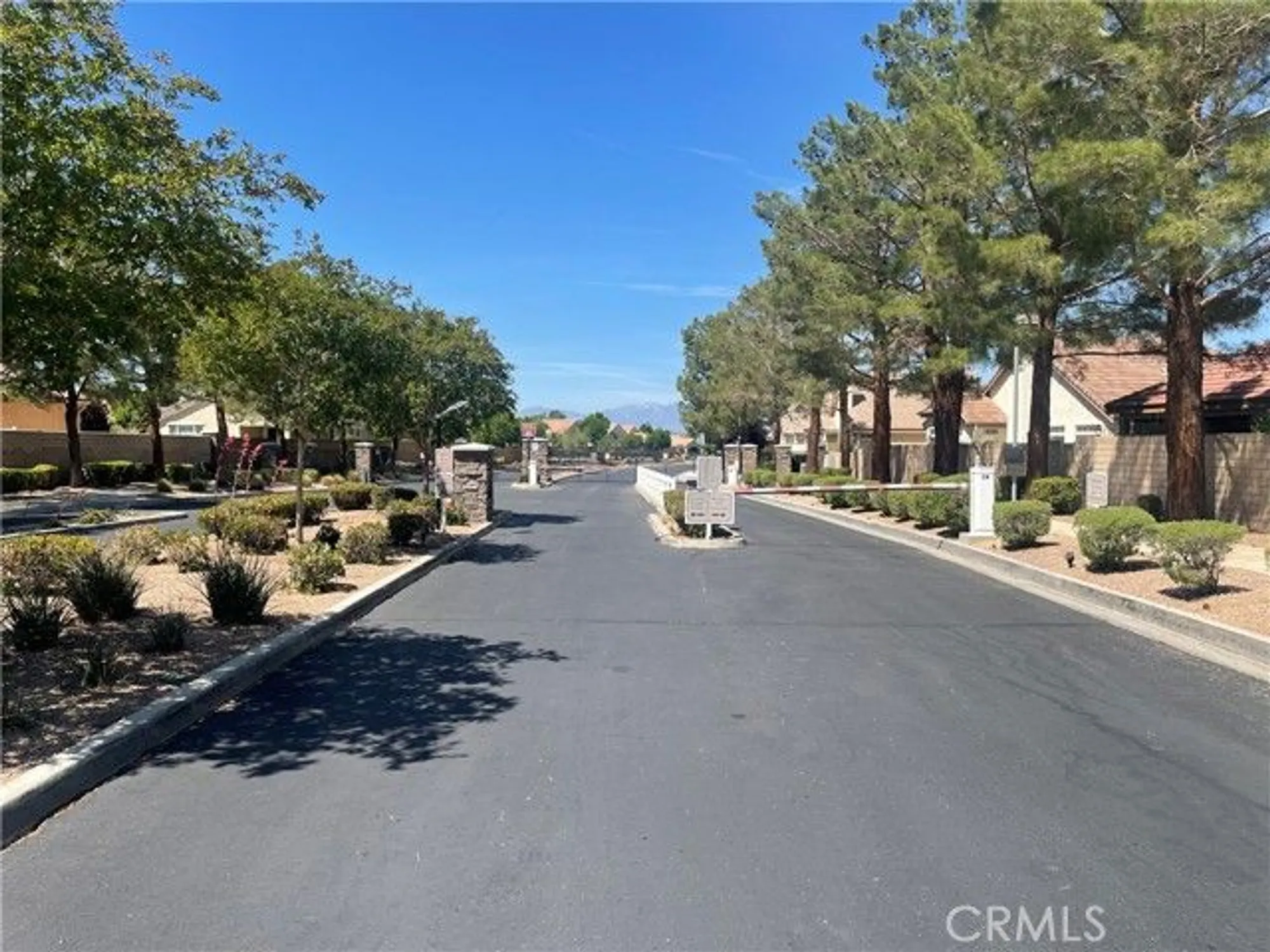 Property Slideshow image 49 of 56 | 19365 galloping hill rd, Apple Valley, CA, 92308