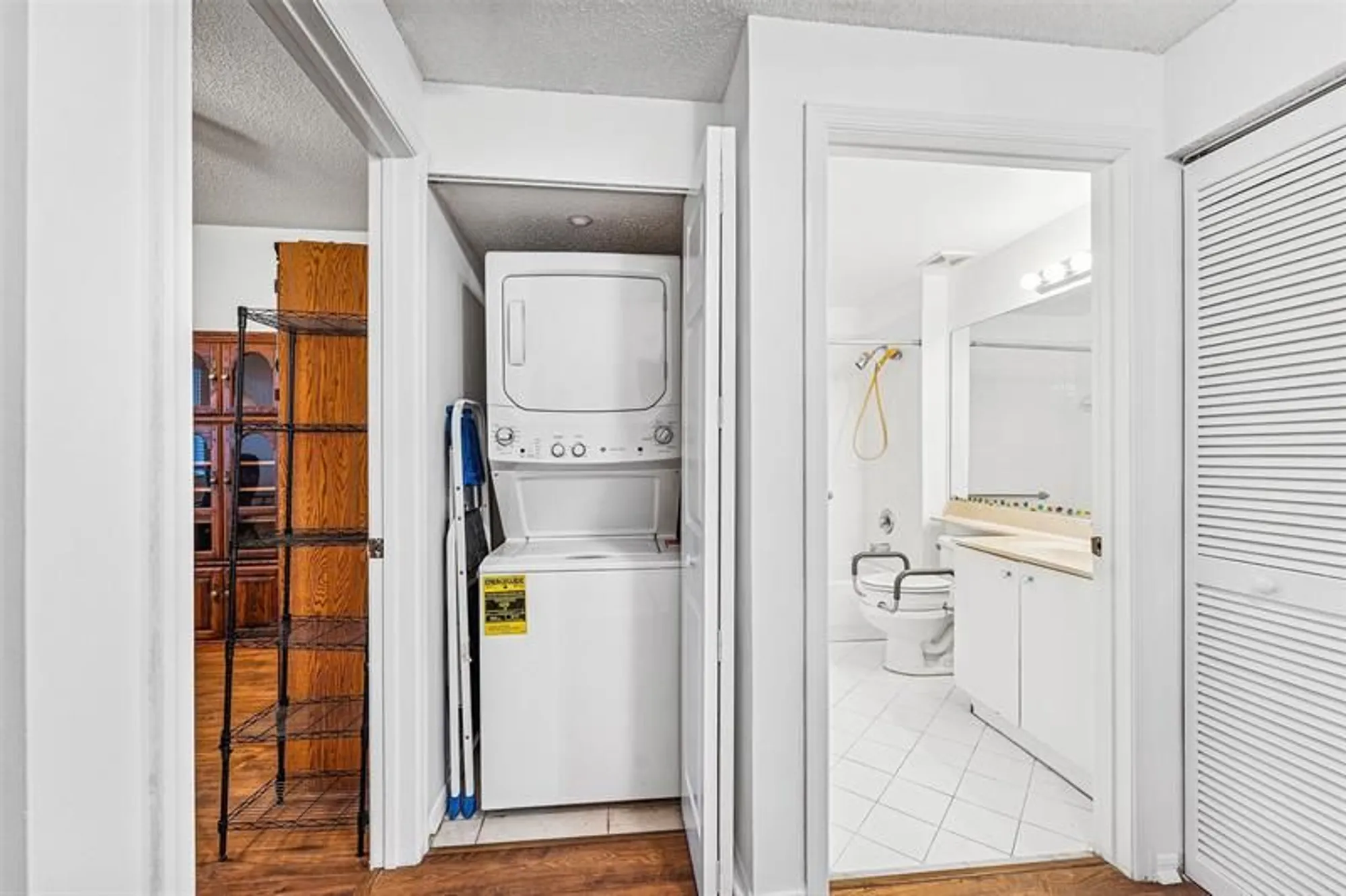 Property Slideshow image 13 of 17 | 7647 southampton ter 314, Tamarac, FL, 33321