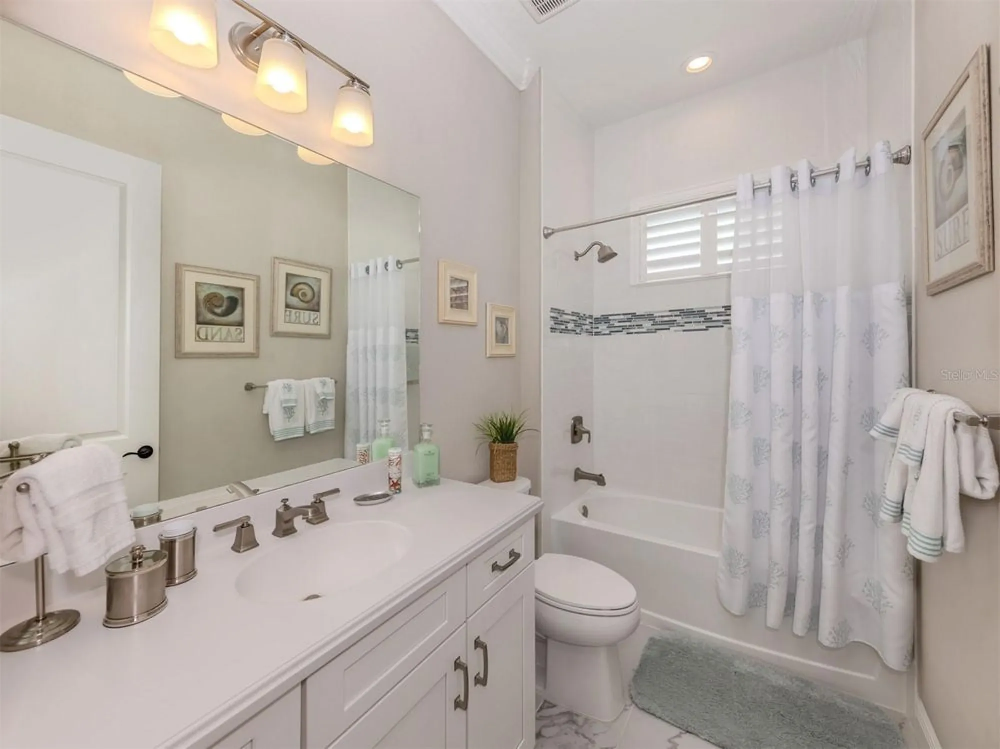 Property Slideshow image 22 of 60 | 10973 trevino st, Englewood, FL, 34223