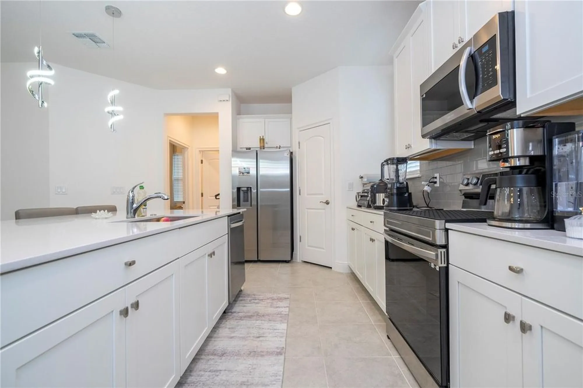 Property Slideshow image 16 of 68 | 3116 oxbow ct, Harmony, FL, 34773