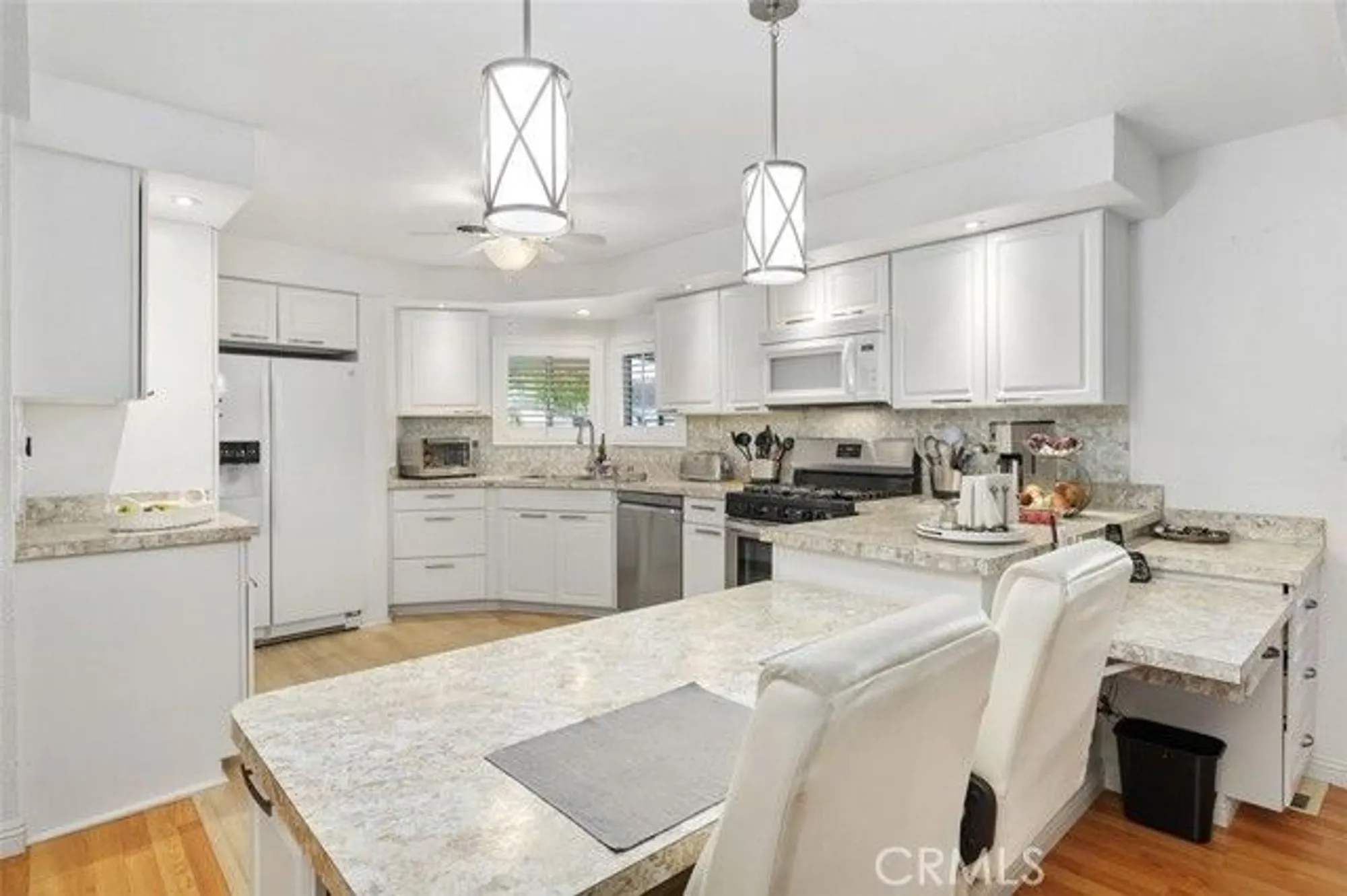 Property Slideshow image 17 of 36 | 38230 calle arrebol, Murrieta, CA, 92563