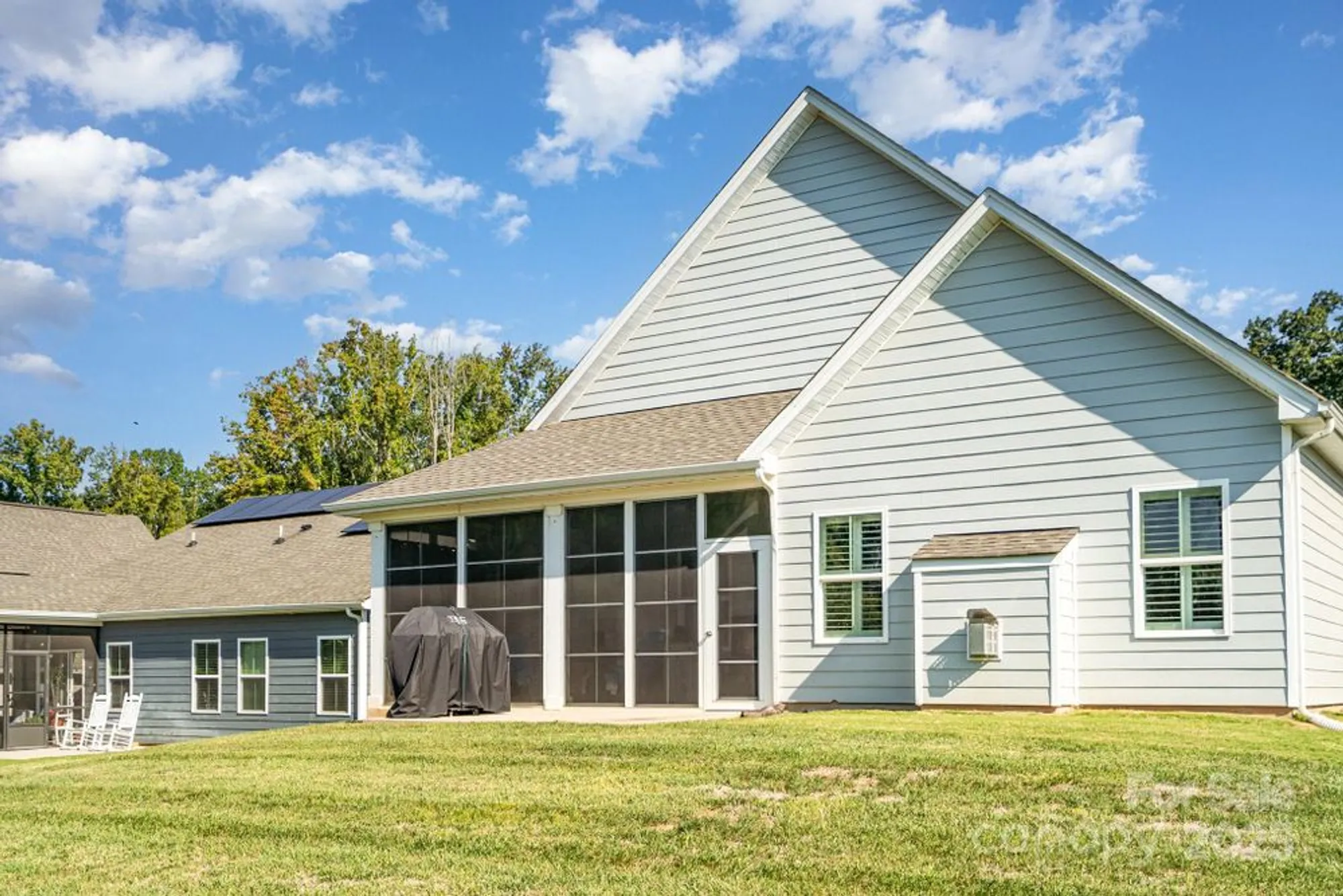 Property Slideshow image 35 of 38 | 5219 larewood dr, Charlotte, NC, 28215