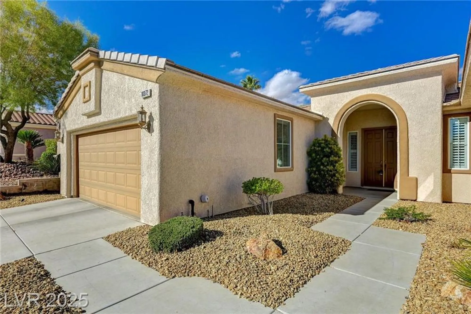 Property Slideshow image 41 of 96 | 10372 abisso dr, Las Vegas, NV, 89135