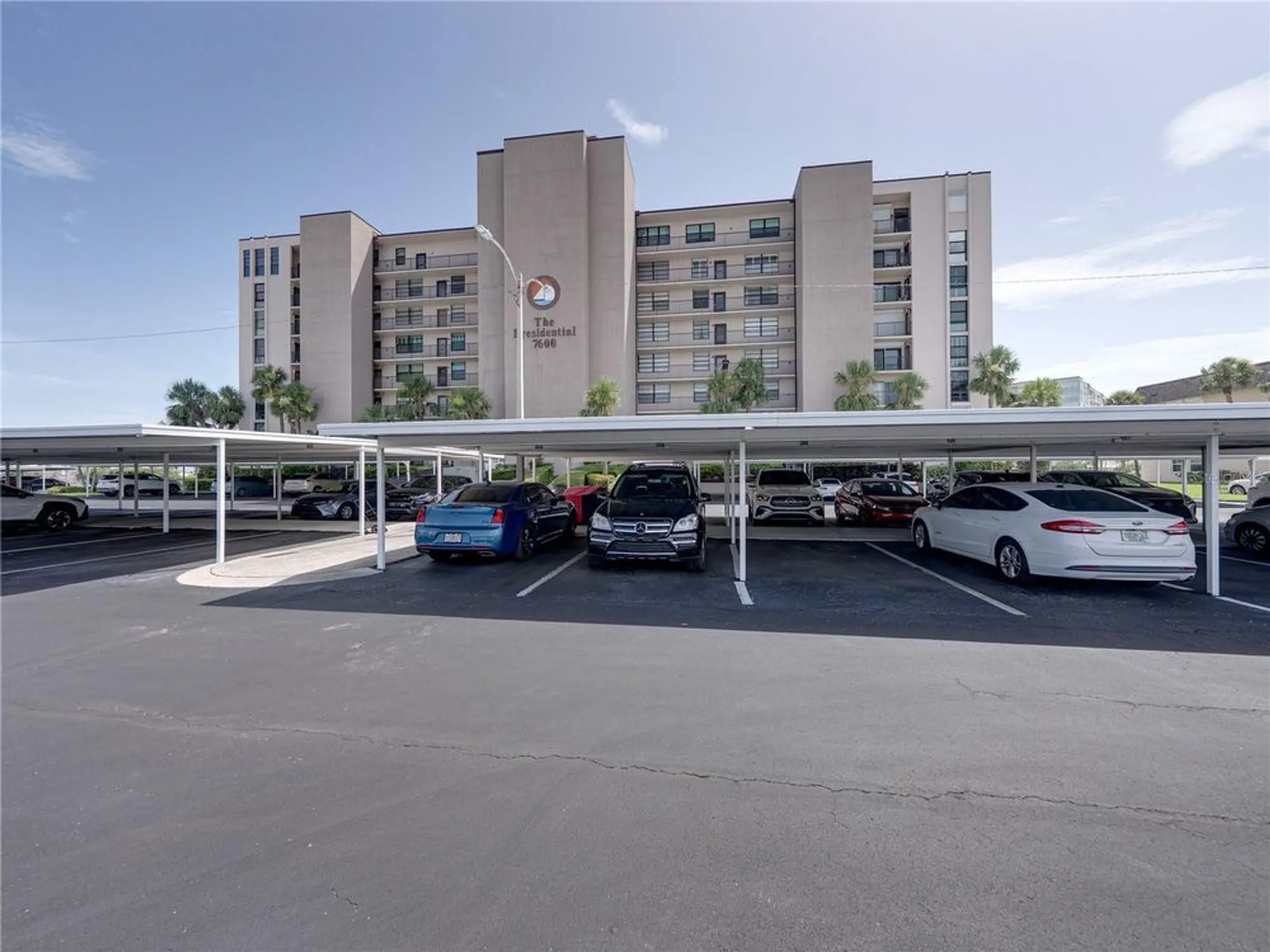 Property Slideshow image 1 of 40 | 7600 sun island dr 603, South Pasadena, FL, 33707