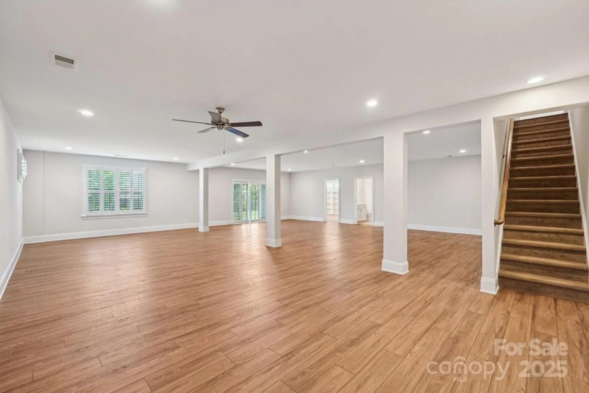 Property Slideshow image 32 of 47 | 45528 misty bluff dr, Charlotte, NC, 28278