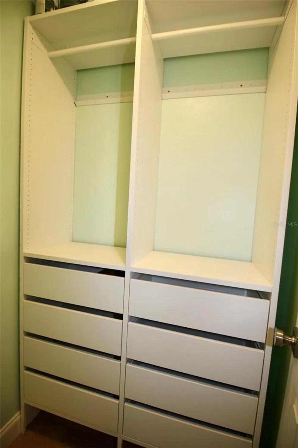 Property Slideshow image 32 of 47 | 3643 mainlands blvd, Pinellas Park, FL, 33782