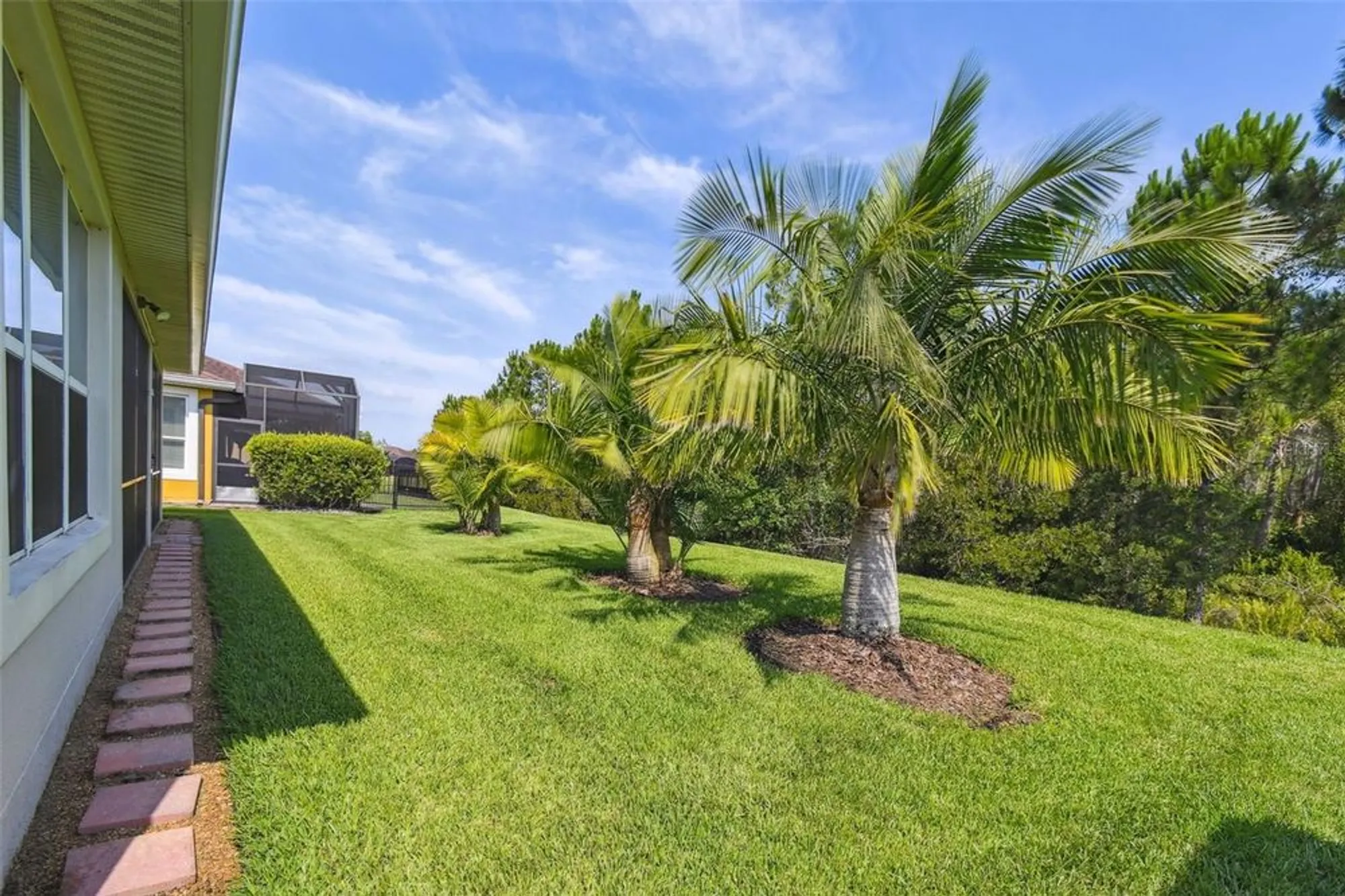 Property Slideshow image 34 of 49 | 582 san joaquin rd, Kissimmee, FL, 34759