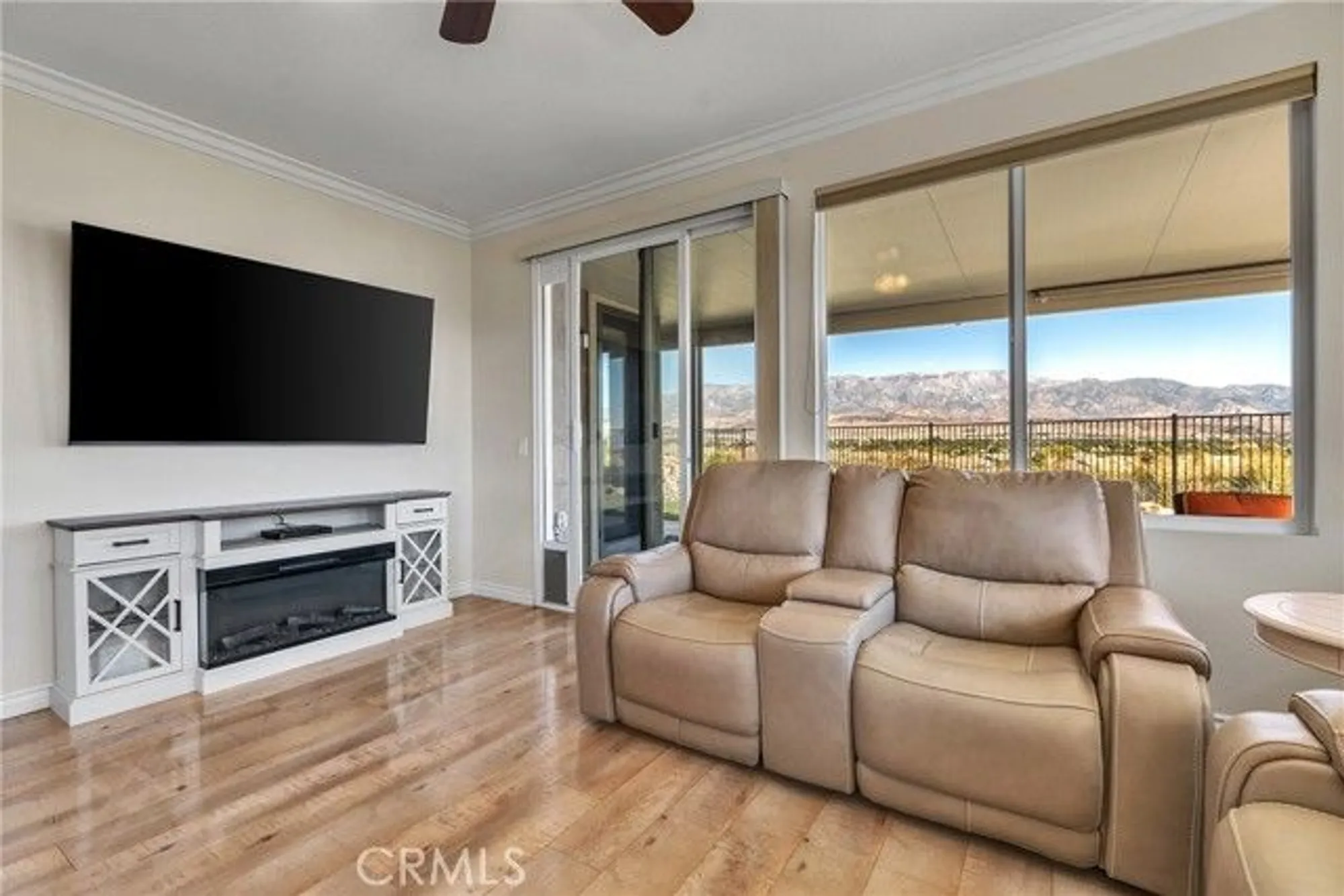 Property Slideshow image 10 of 49 | 428 saddlerock, Beaumont, CA, 92223