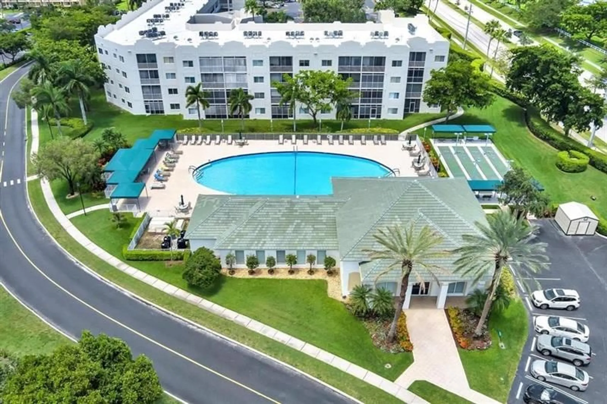 Property Slideshow image 52 of 82 | 7775 southampton ter 405, Tamarac, FL, 33321