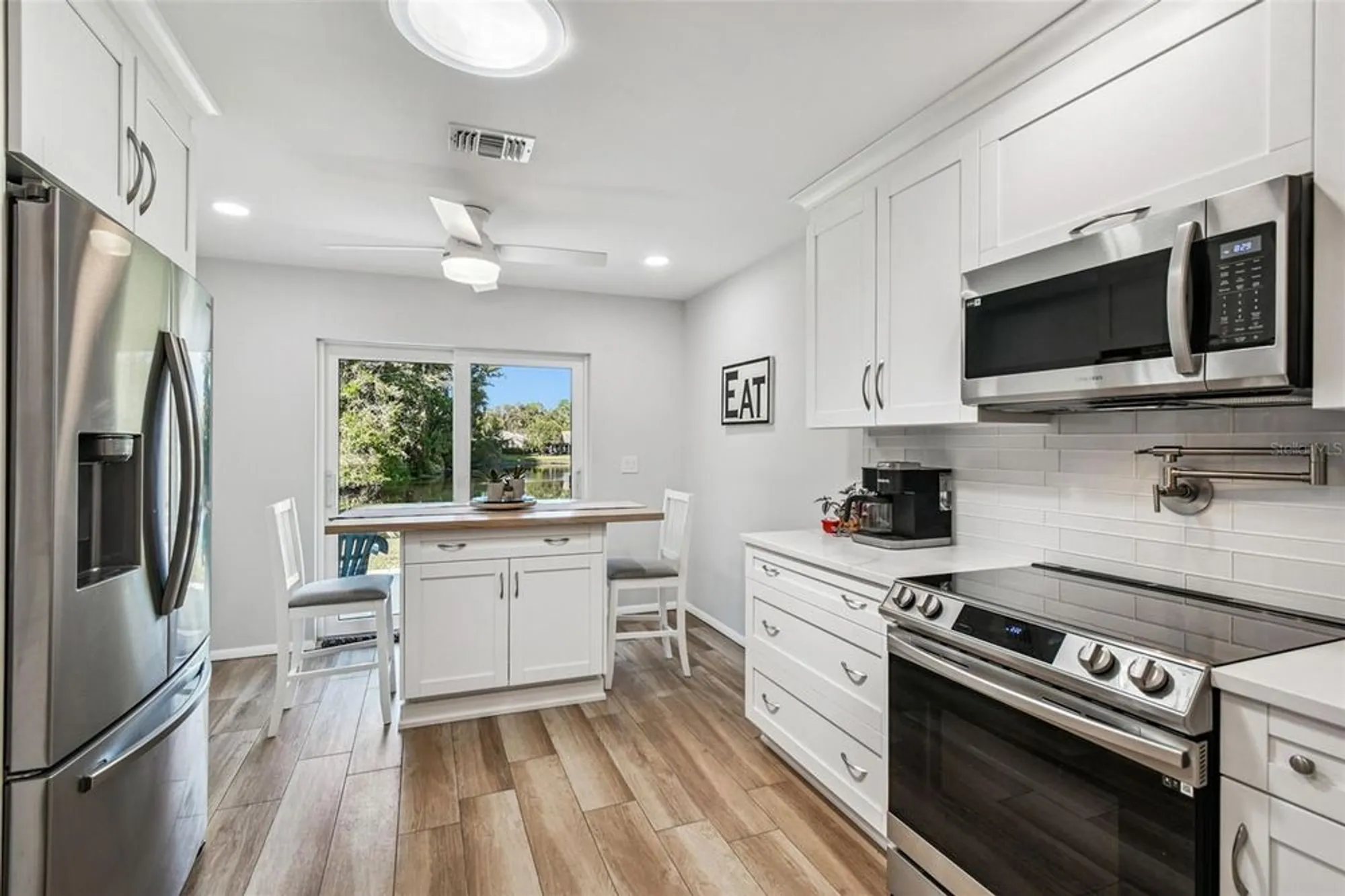 Property Slideshow image 3 of 49 | 11539 scotch pine dr, New Port Richey, FL, 34654