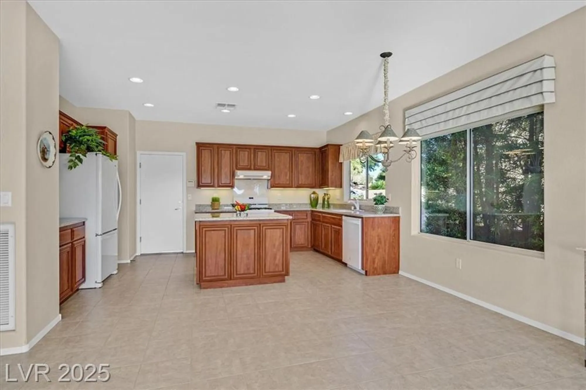 Property Slideshow image 18 of 63 | 1749 warrington dr, Henderson, NV, 89052