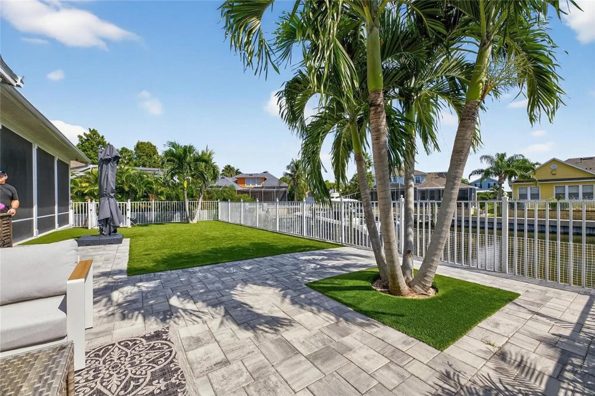 Property Slideshow image 54 of 66 | 526 islebay dr, Apollo Beach, FL, 33572