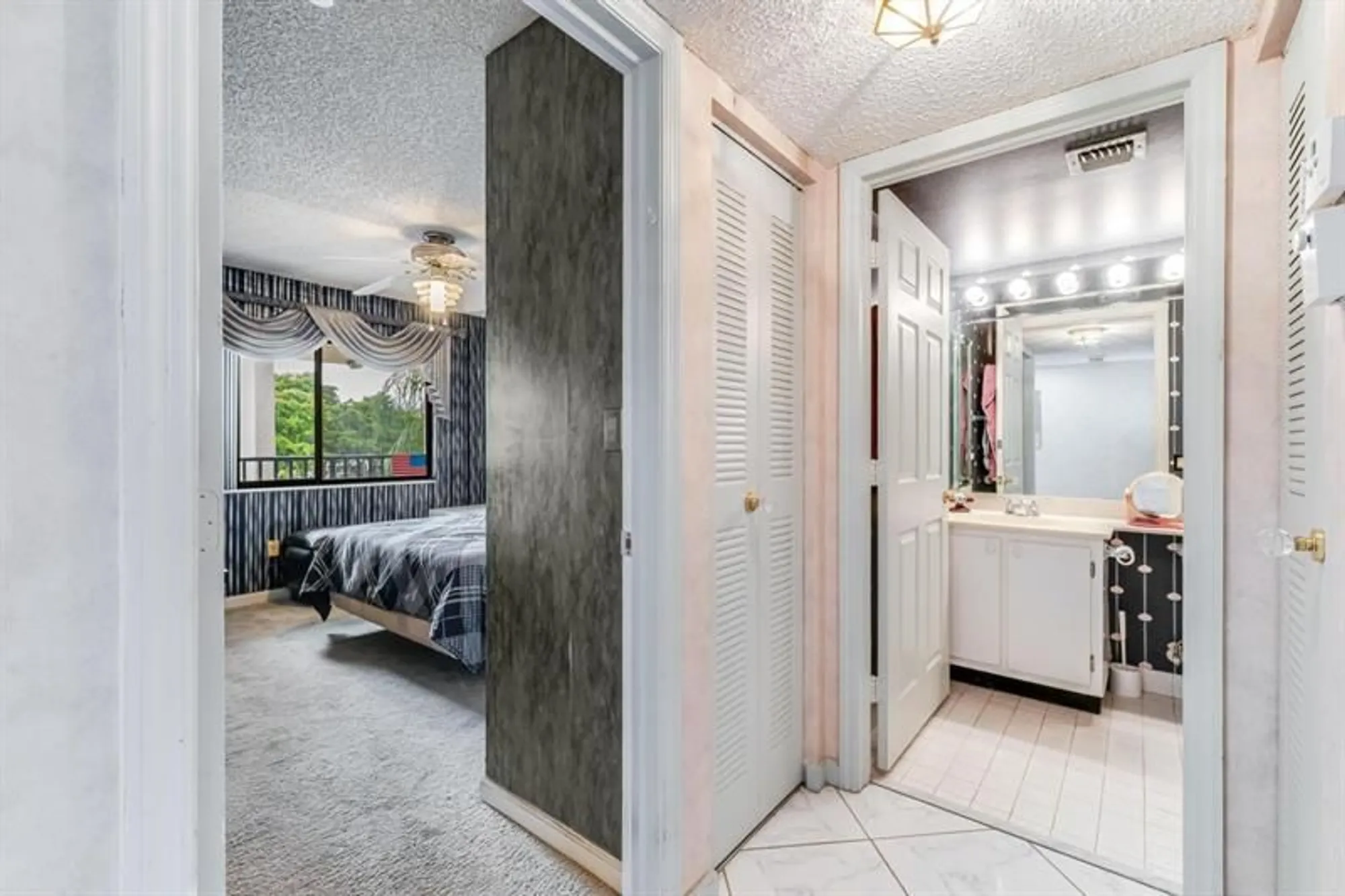 Property Slideshow image 6 of 26 | 10370 e clairmont cir 302, Tamarac, FL, 33321