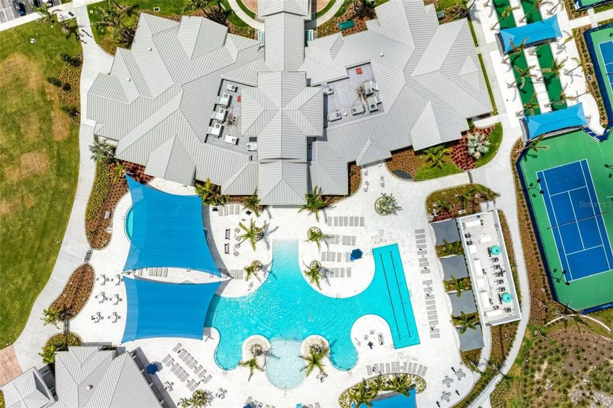 Property Slideshow image 47 of 79 | 9272 ballaster pointe loop, Parrish, FL, 34219