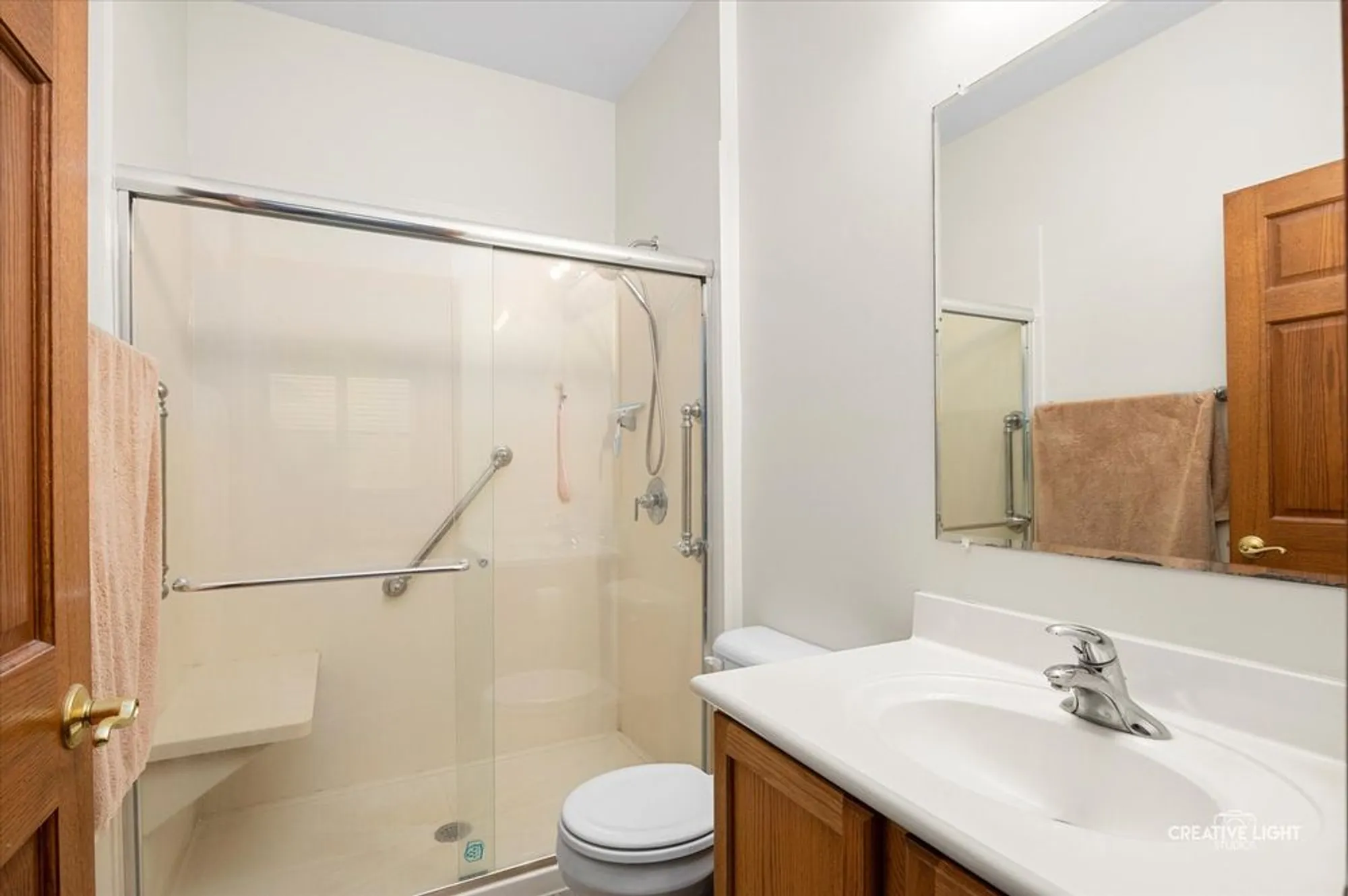 Property Slideshow image 7 of 25 | 790 bohannon cir, Oswego, IL, 60543