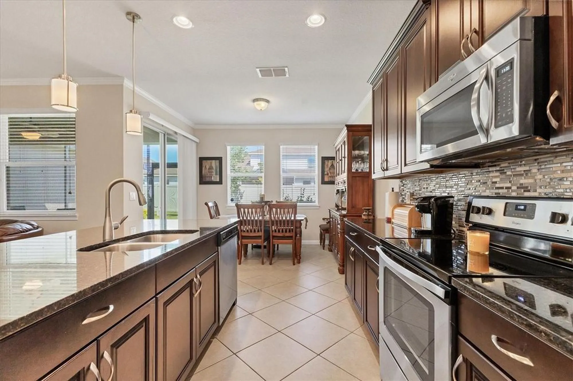 Property Slideshow image 10 of 50 | 11925 brookside dr, Bradenton, FL, 34211