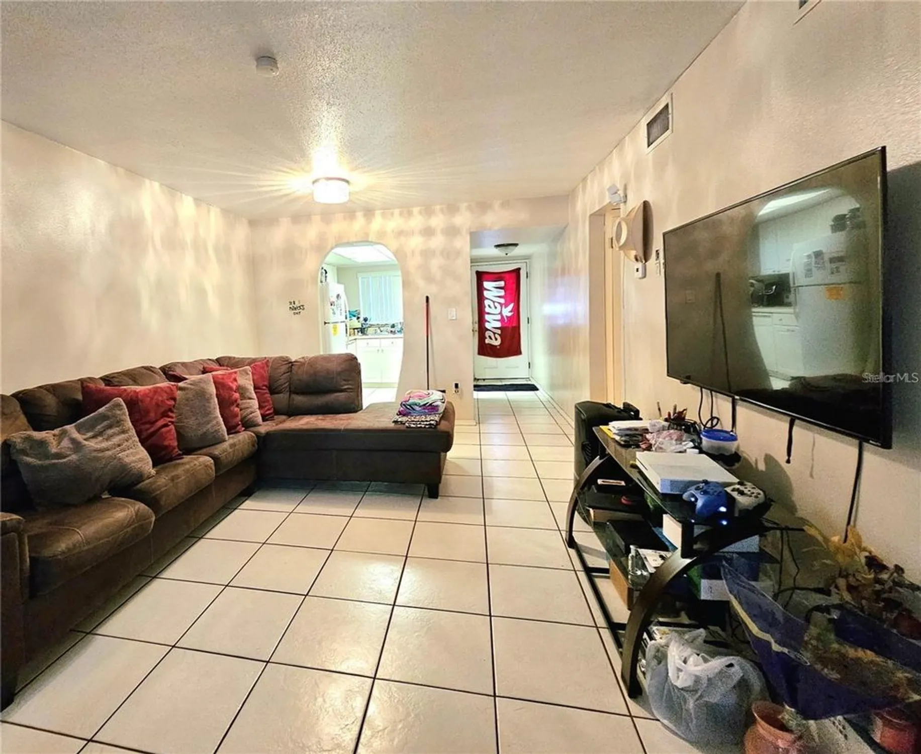 Property Slideshow image 13 of 17 | 4067 lake bayshore dr # 302, Bradenton, FL, 34205