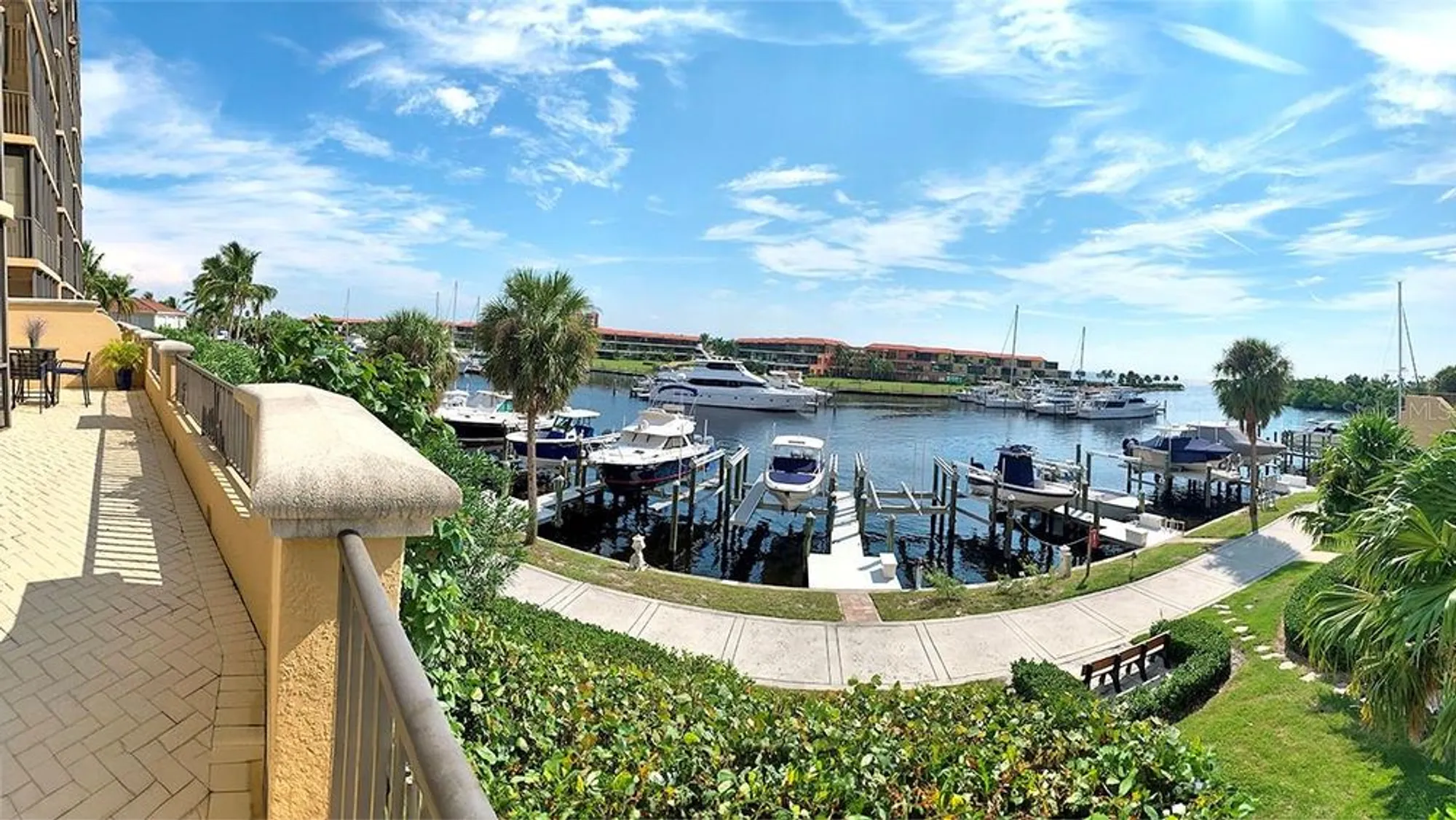 Property Slideshow image 29 of 53 | 3313 sunset key cir 105, Punta Gorda, FL, 33955