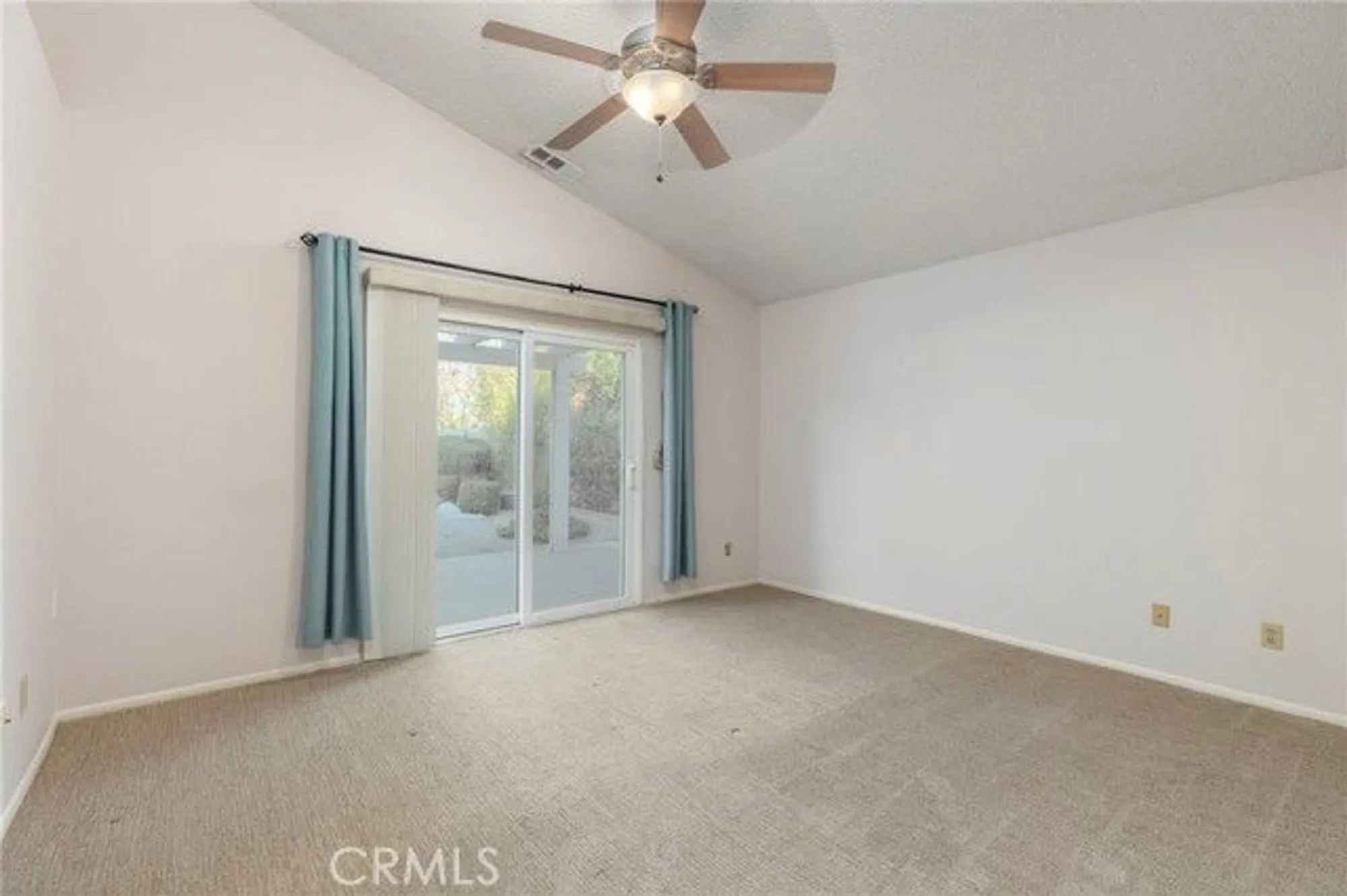 Property Slideshow image 12 of 25 | 5609 riviera ave, Banning, CA, 92220