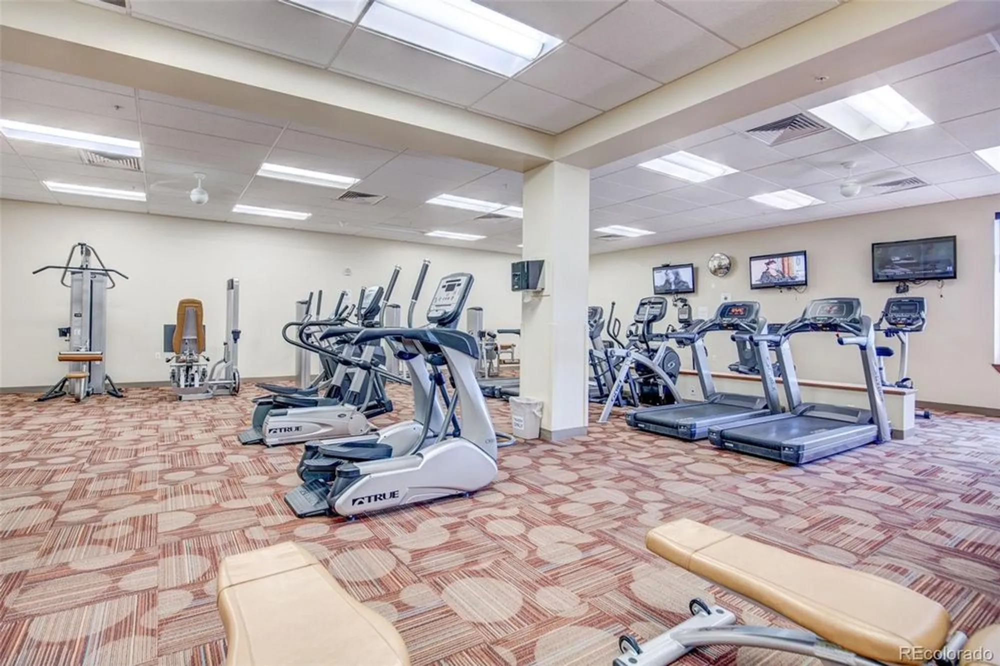 Property Slideshow image 35 of 40 | 13992 e marina dr 109, Aurora, CO, 80014