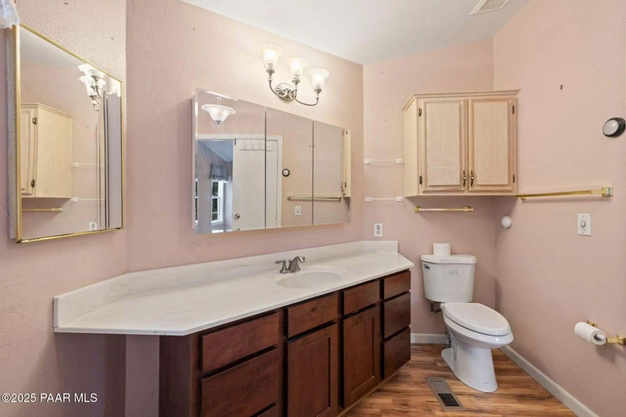 Property Slideshow image 20 of 36 | 944 n mountain hollow ct, Prescott, AZ, 86301