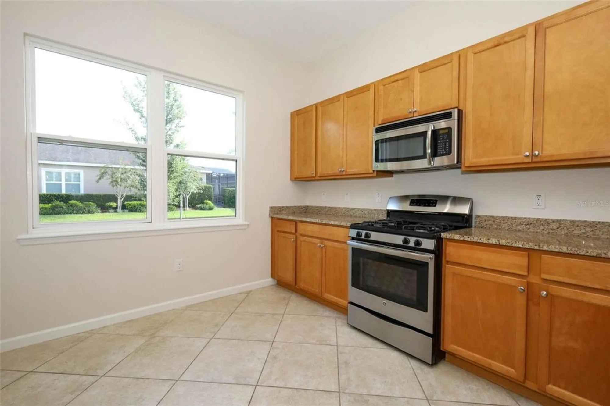 Property Slideshow image 10 of 43 | 1677 victoria gardens dr, Deland, FL, 32724