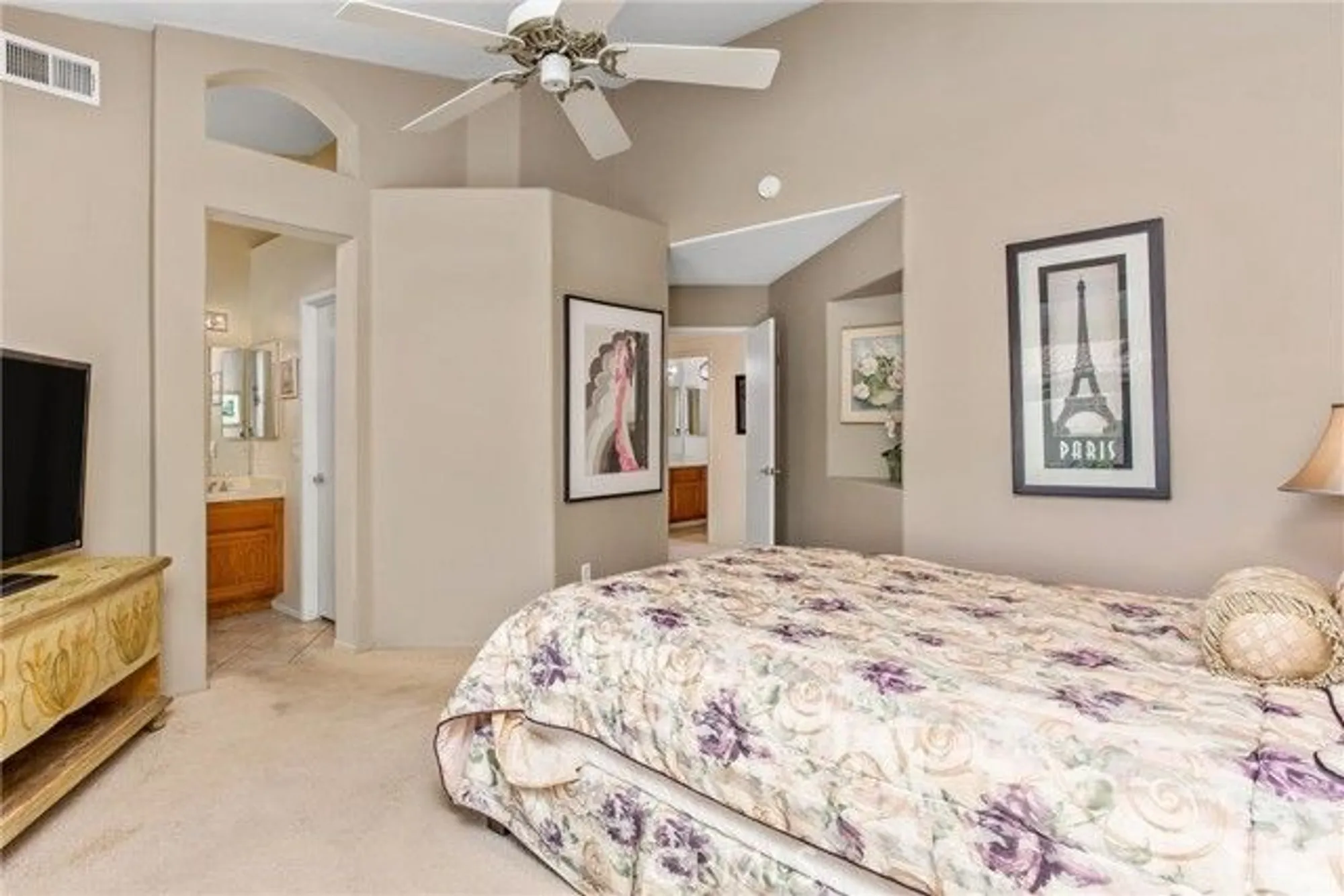 Property Slideshow image 19 of 36 | 1021 laguna seca ct, Banning, CA, 92220