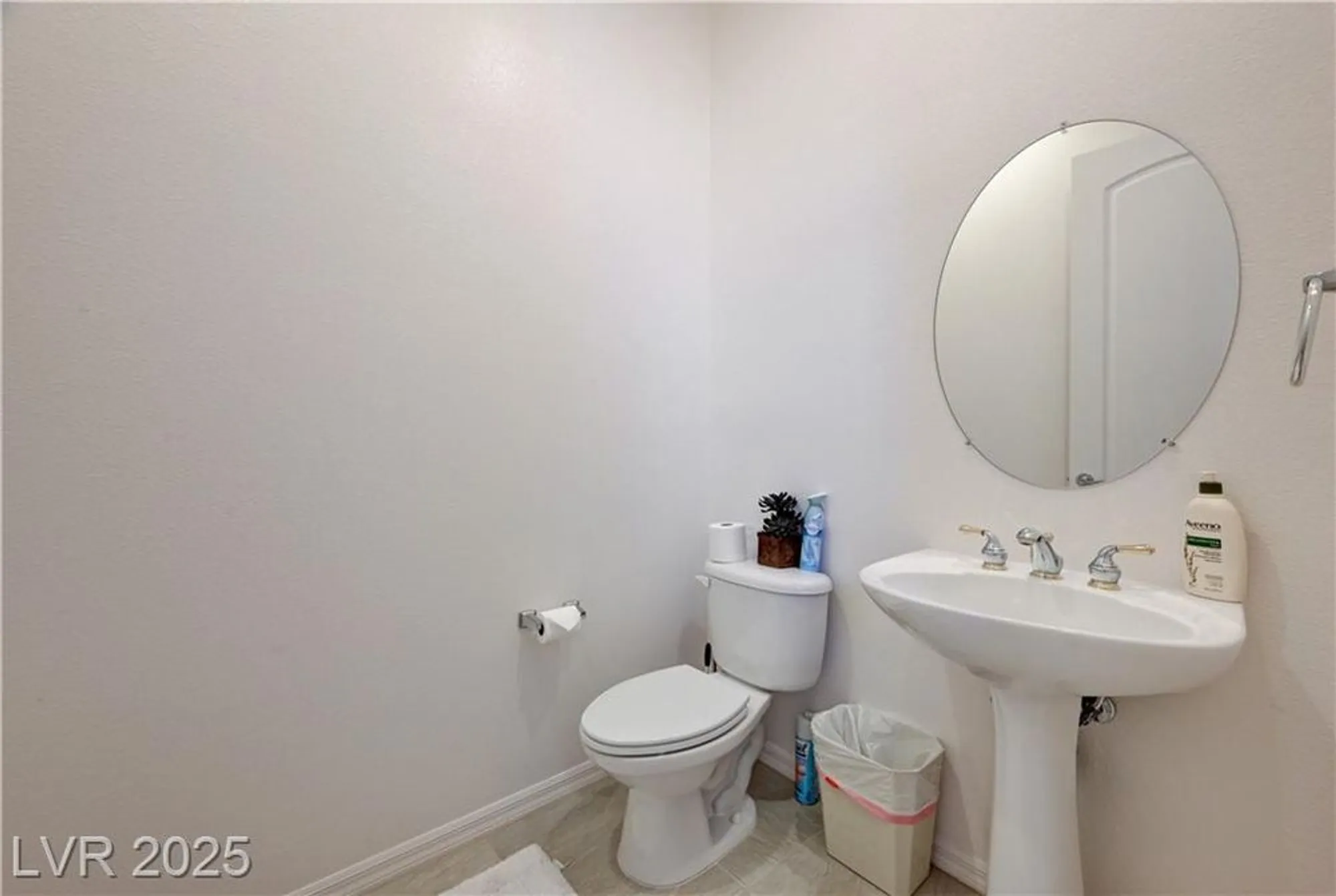 Property Slideshow image 31 of 45 | 2183 clearwater lake dr, Henderson, NV, 89044