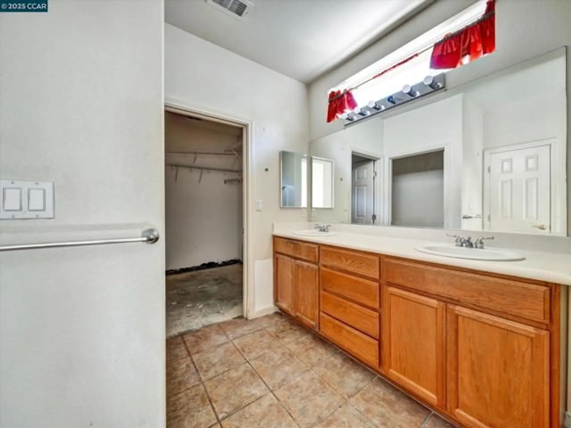 Property Slideshow image 17 of 29 | 329 brockton pl, Rio Vista, CA, 94571