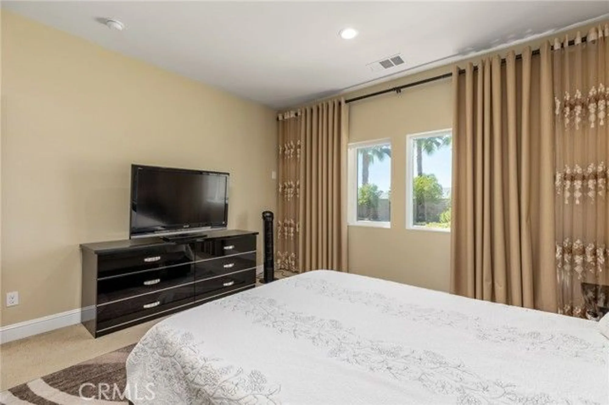 Property Slideshow image 10 of 28 | 26323 desert rose ln, Menifee, CA, 92586