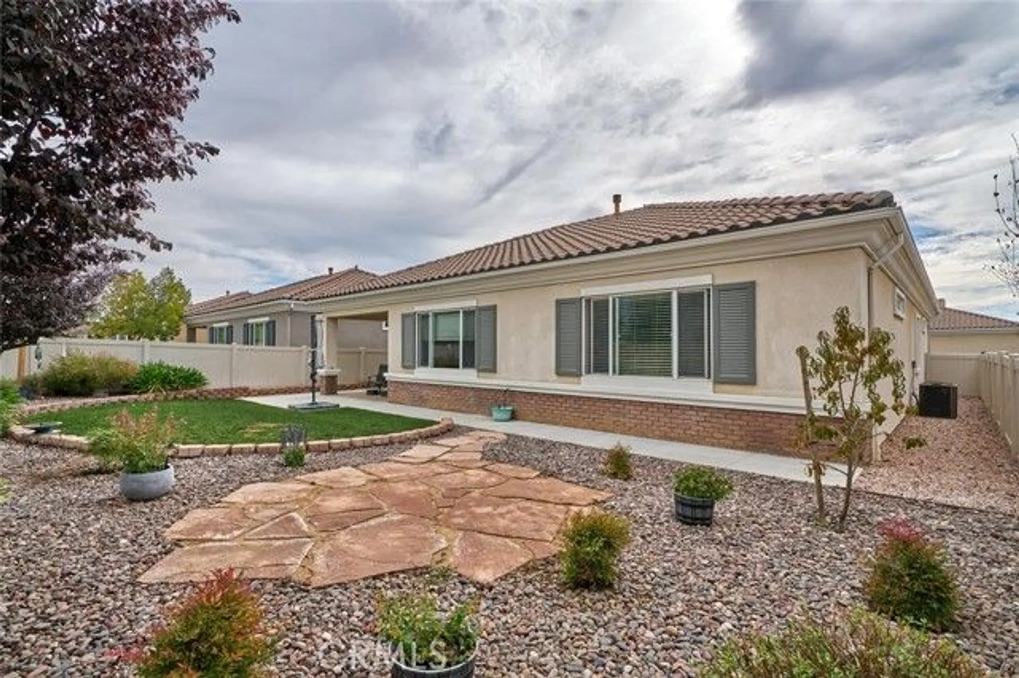 Property Slideshow image 41 of 61 | 860 annandale rd, Beaumont, CA, 92223