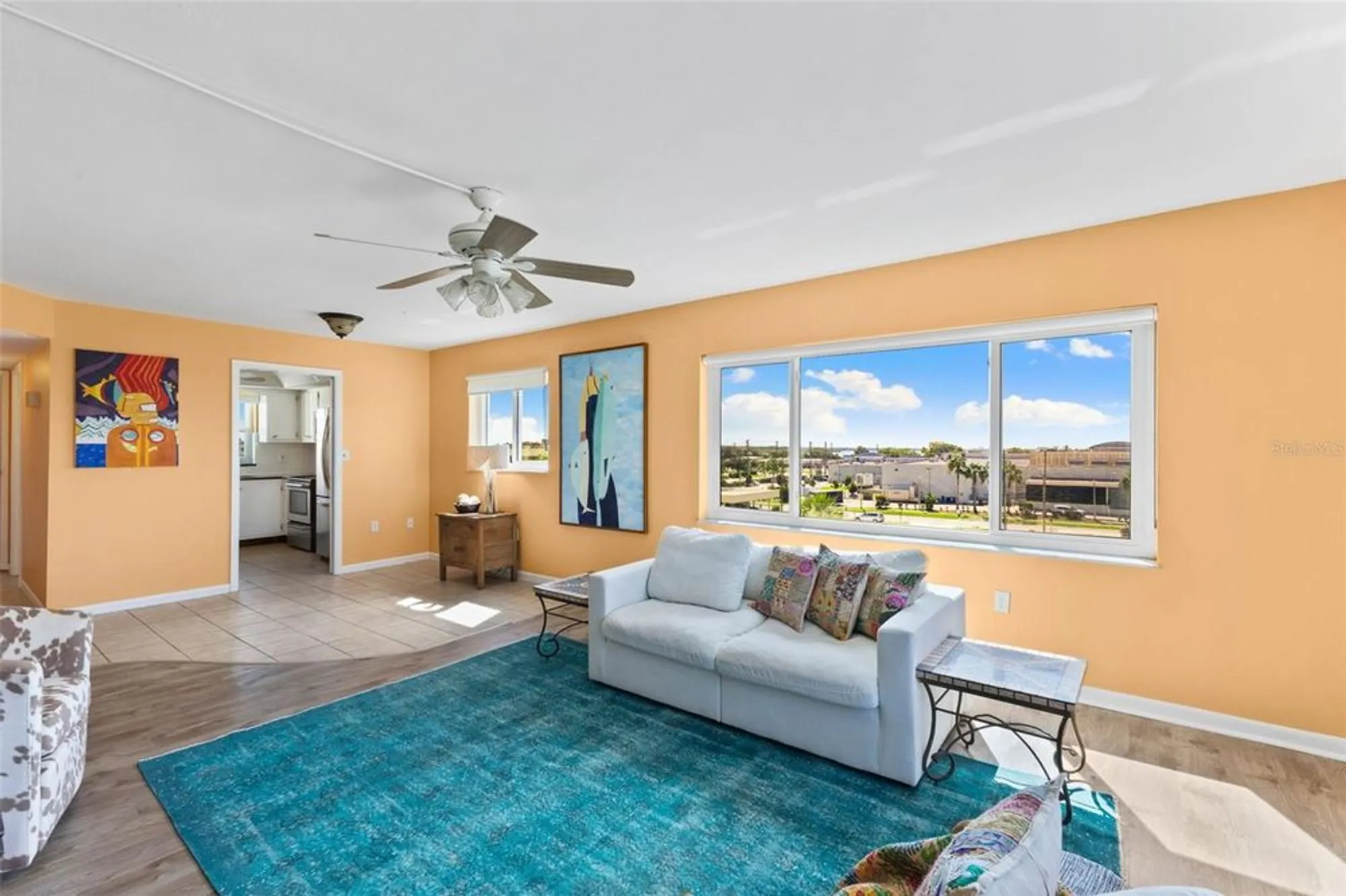 Property Slideshow image 12 of 46 | 4550 cove cir apt 501, Saint Petersburg, FL, 33708