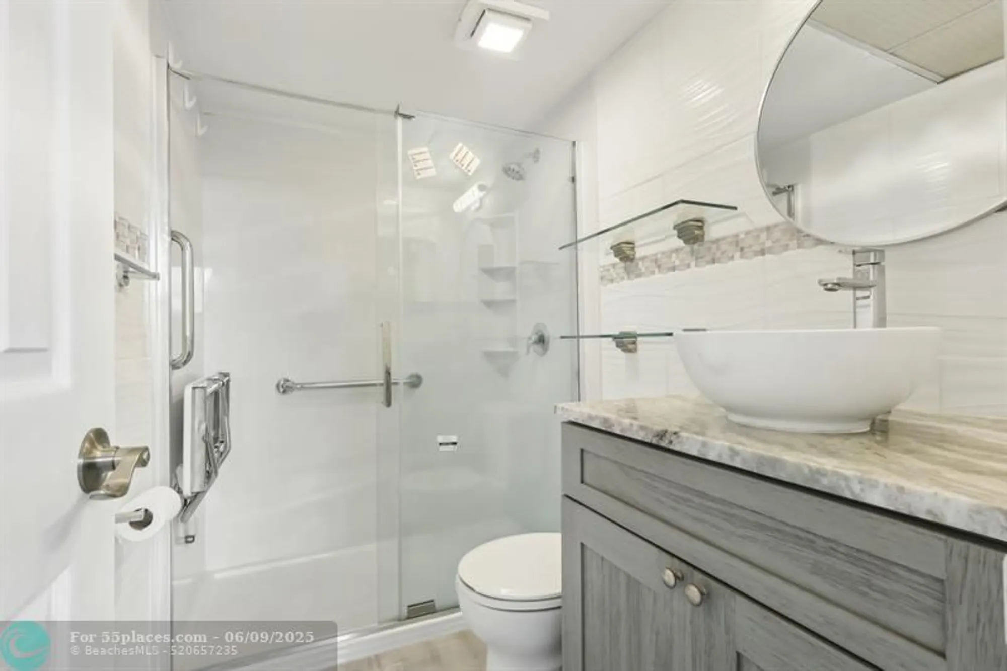 Property Slideshow image 21 of 49 | 6650 royal palm blvd apt 212, Margate, FL, 33063