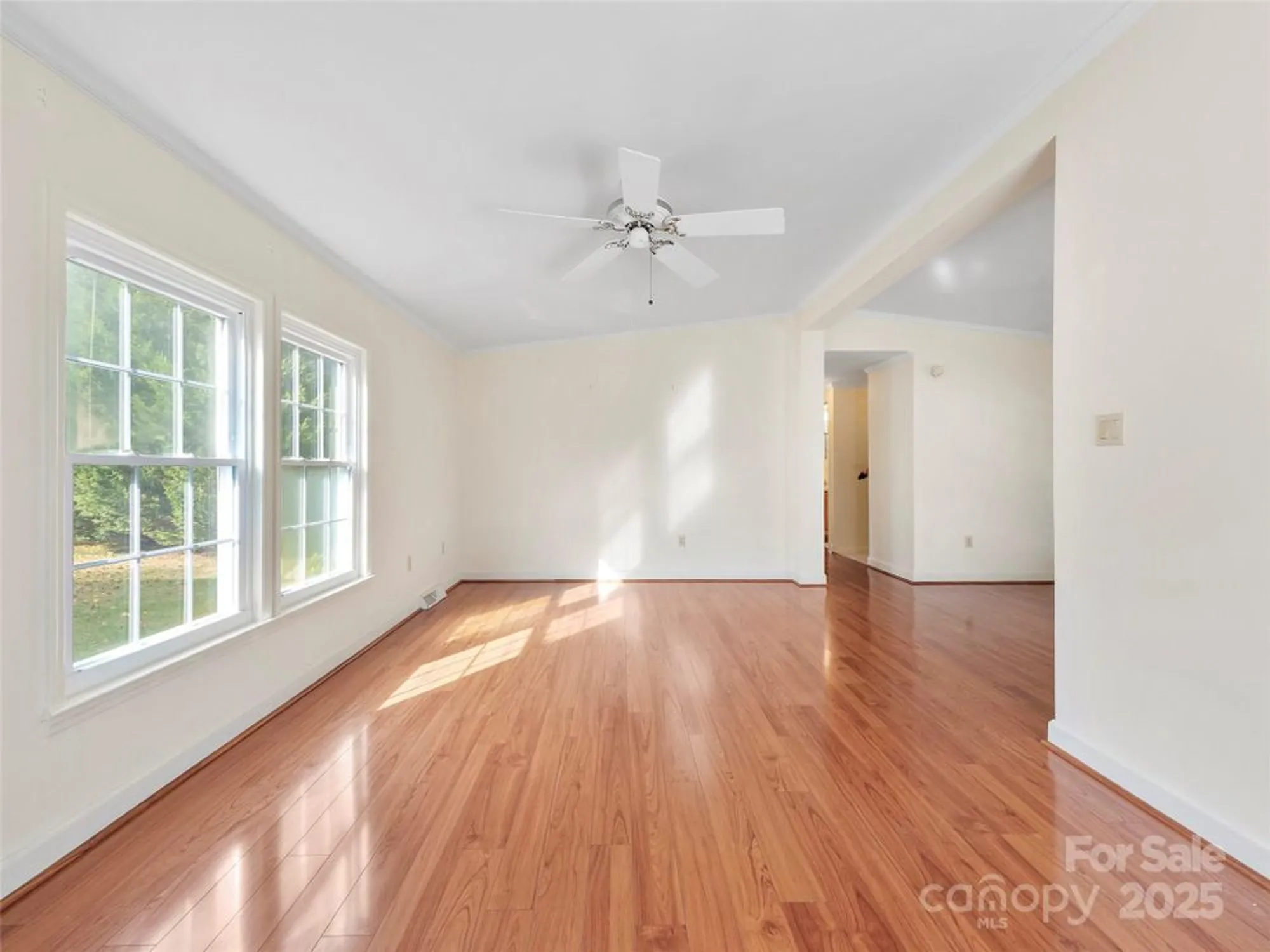 Property Slideshow image 7 of 19 | 233 white ash cir, Hendersonville, NC, 28739