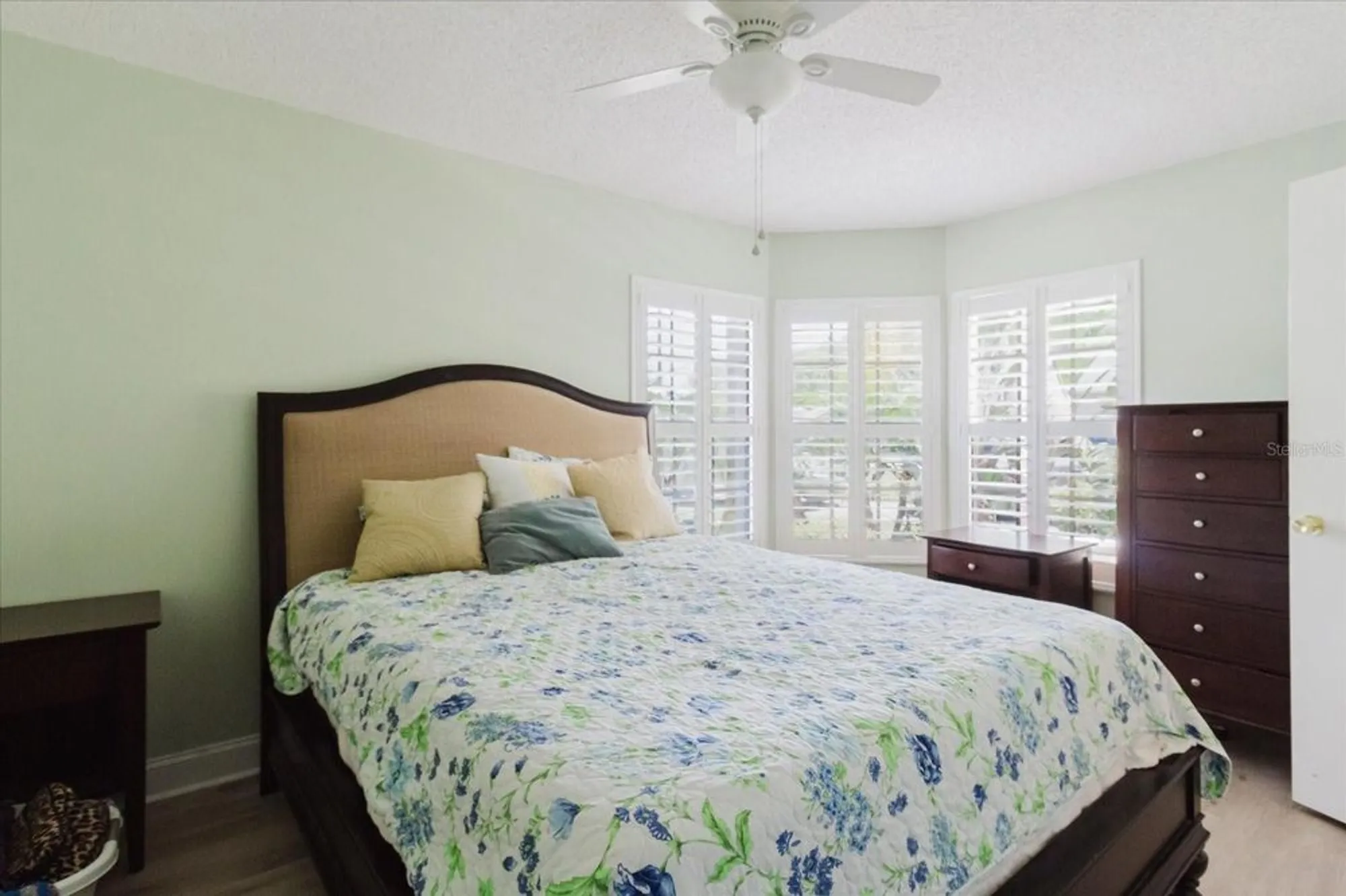 Property Slideshow image 9 of 37 | 11521 rose tree dr, New Port Richey, FL, 34654