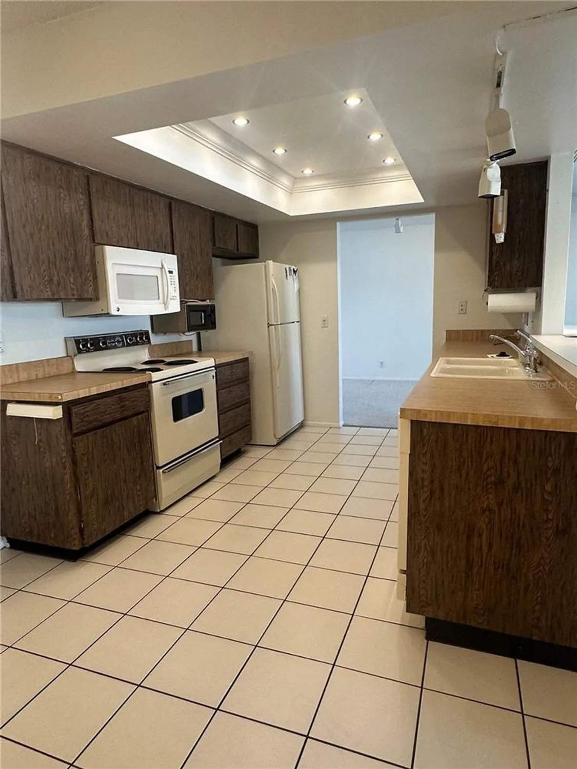 Property Slideshow image 8 of 12 | 9128 39th way, Pinellas Park, FL, 33782