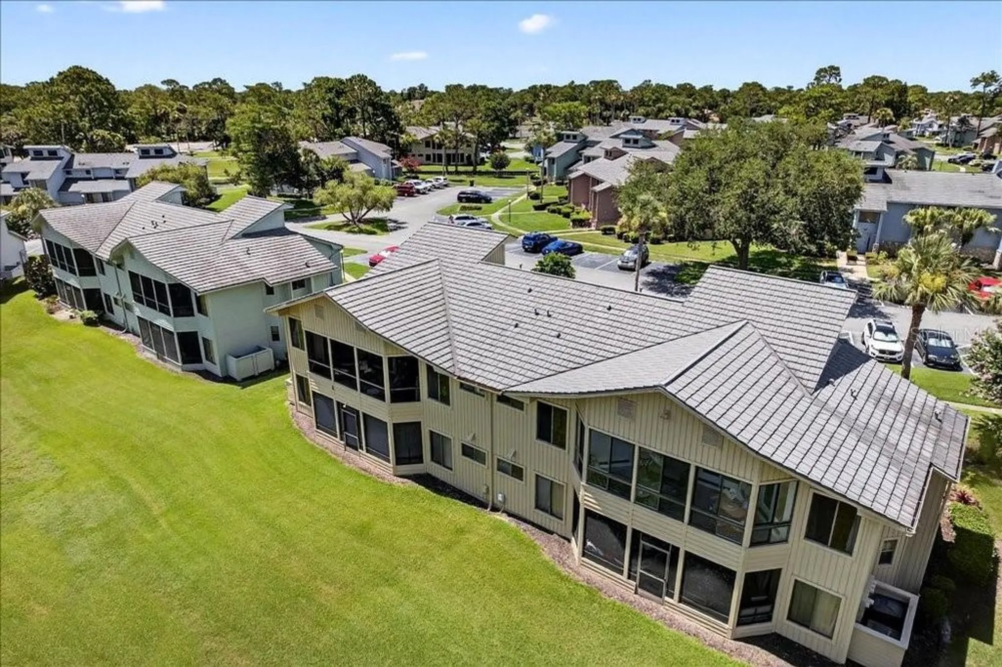 Property Slideshow image 34 of 37 | 133 blue heron dr d, Daytona Beach, FL, 32119