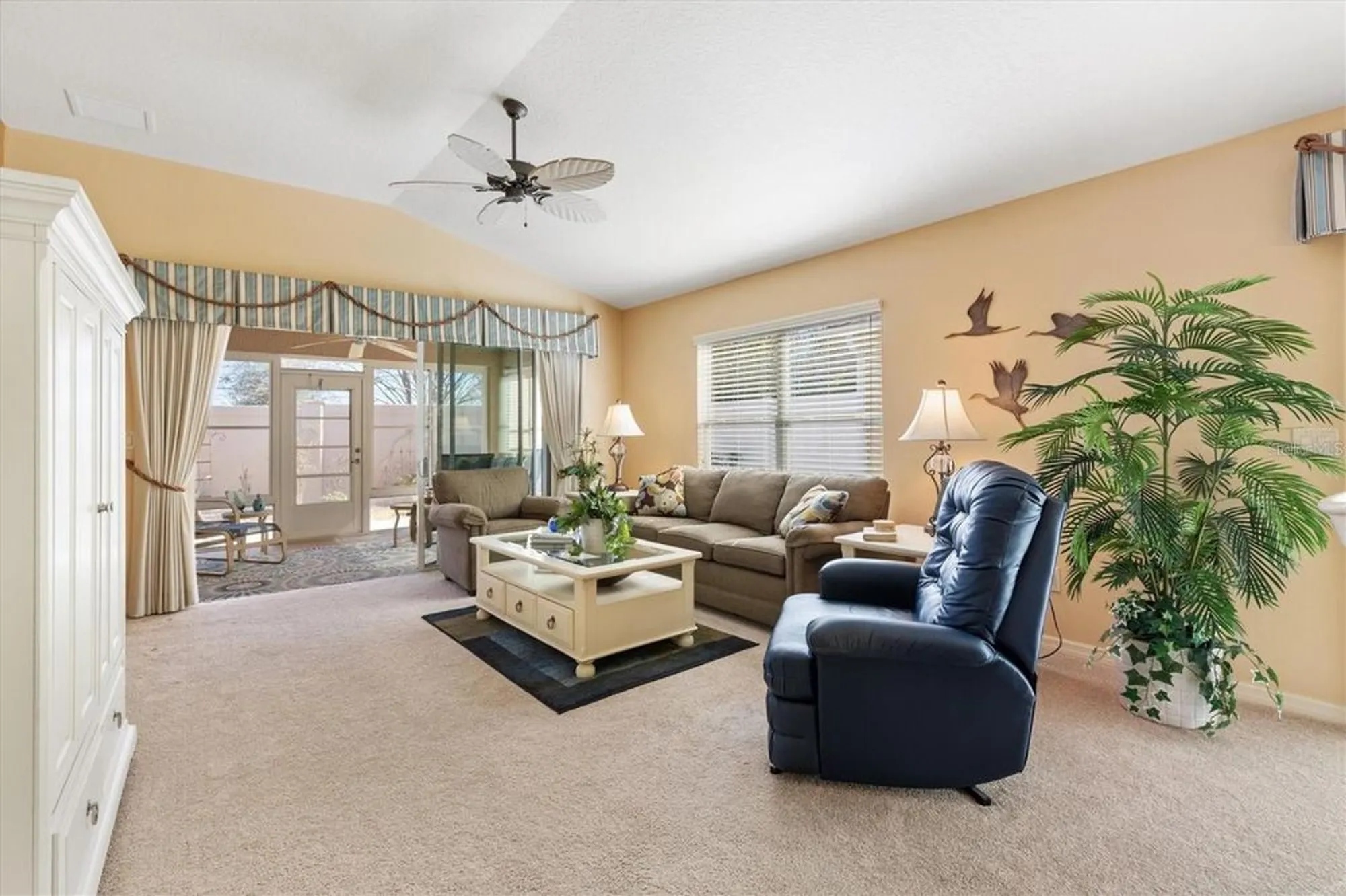 Property Slideshow image 13 of 35 | 3459 oldham ln, The Villages, FL, 32163