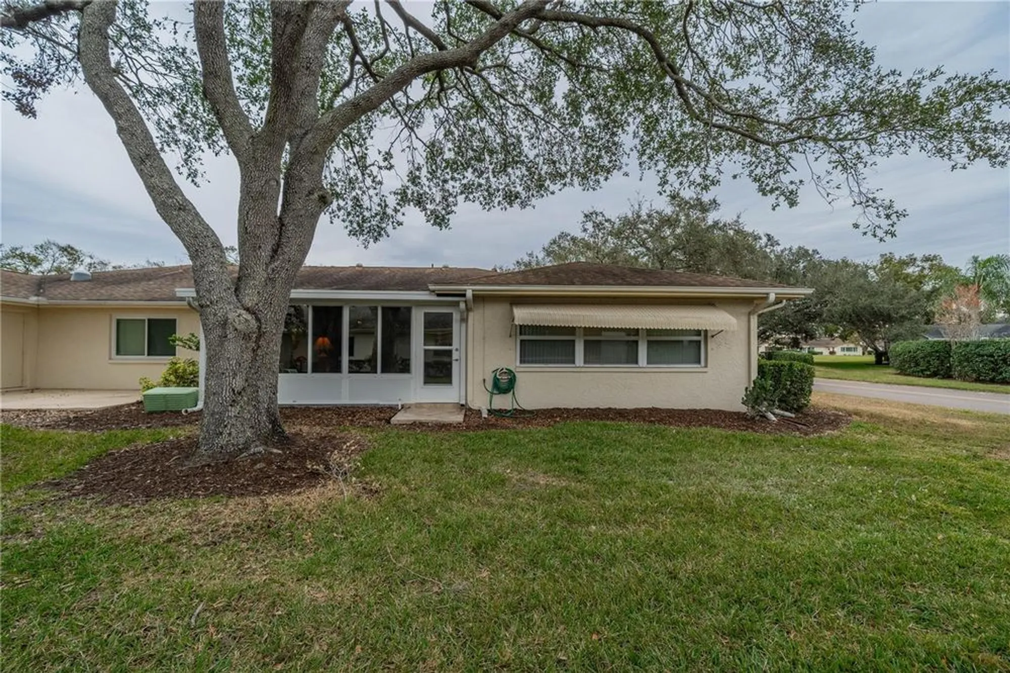 Property Slideshow image 32 of 34 | 2035 hampstead cir # 275, Sun City Center, FL, 33573