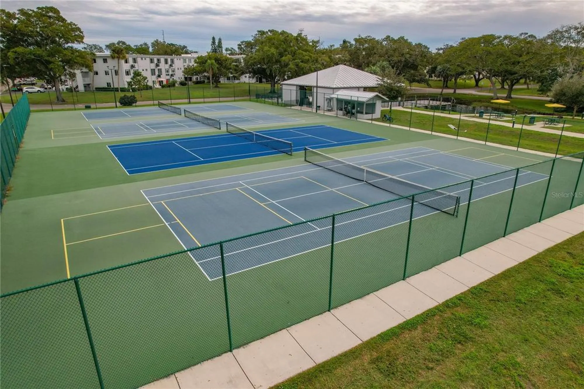 Property Slideshow image 30 of 39 | 2458 columbia dr 68, Clearwater, FL, 33763